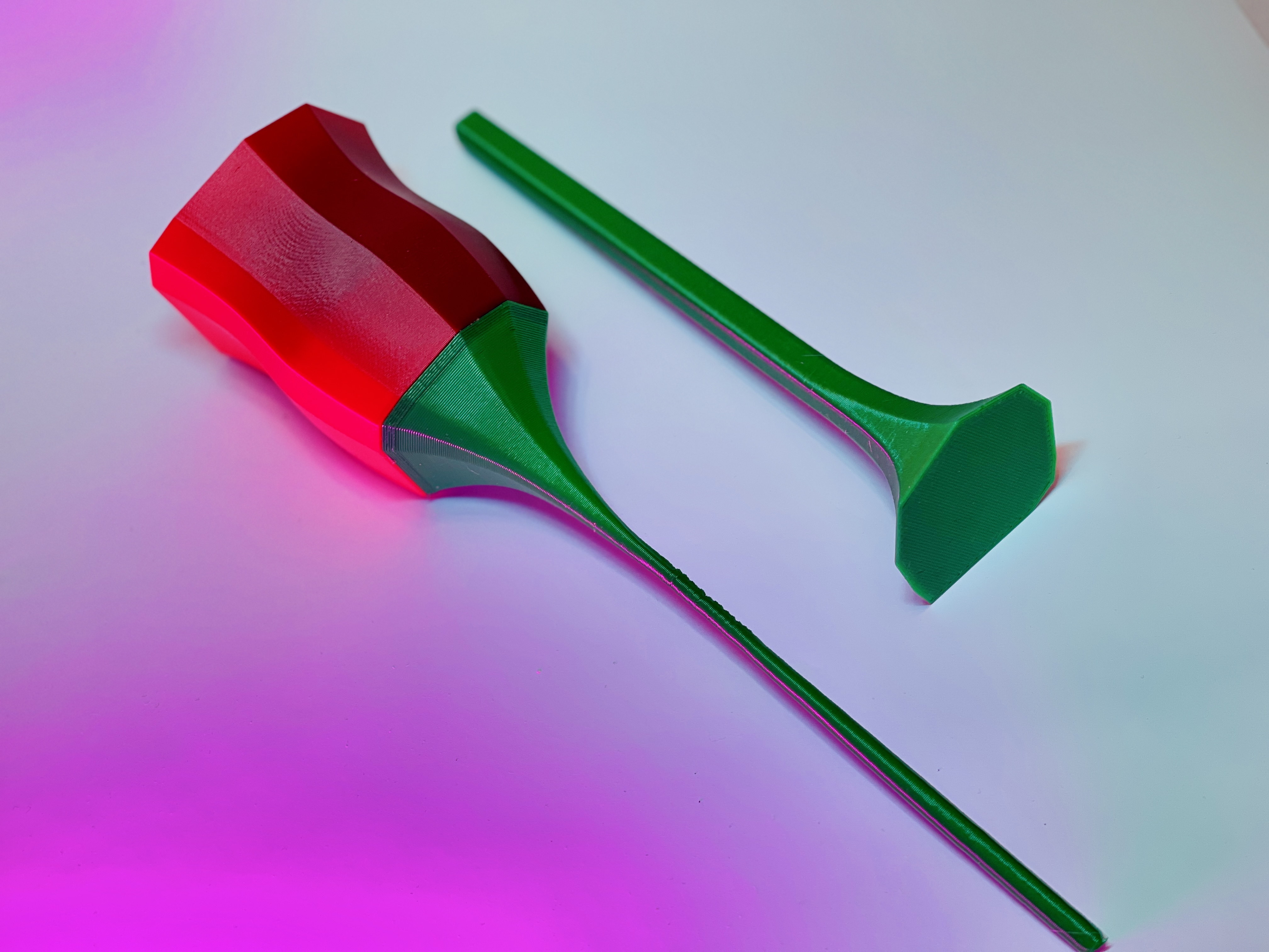 Miniatura 2 do modelo 3D Low Poly Rose Stem [Updated!]
