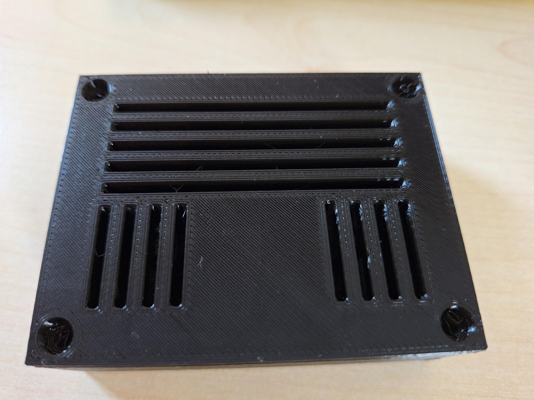 Vented lid for the excellent Box by Juzz Wuzz