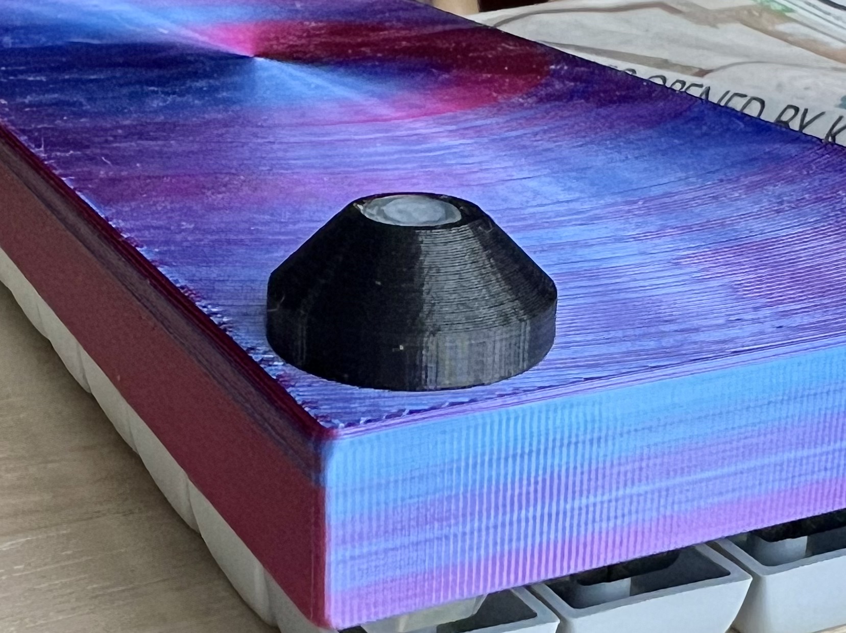 Keyboard cone feet