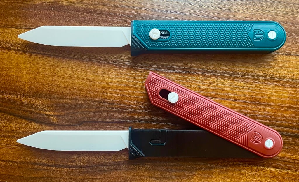 Toy Gravity Knife (No Hardware Needed)