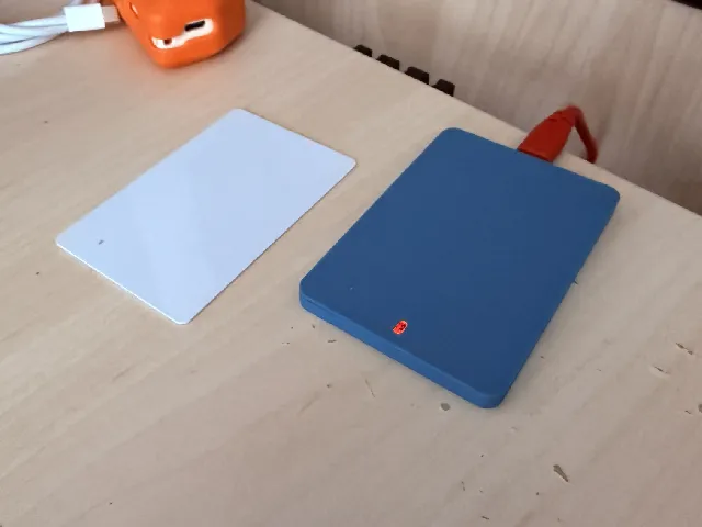 Slim Case for Action Wireless Charger