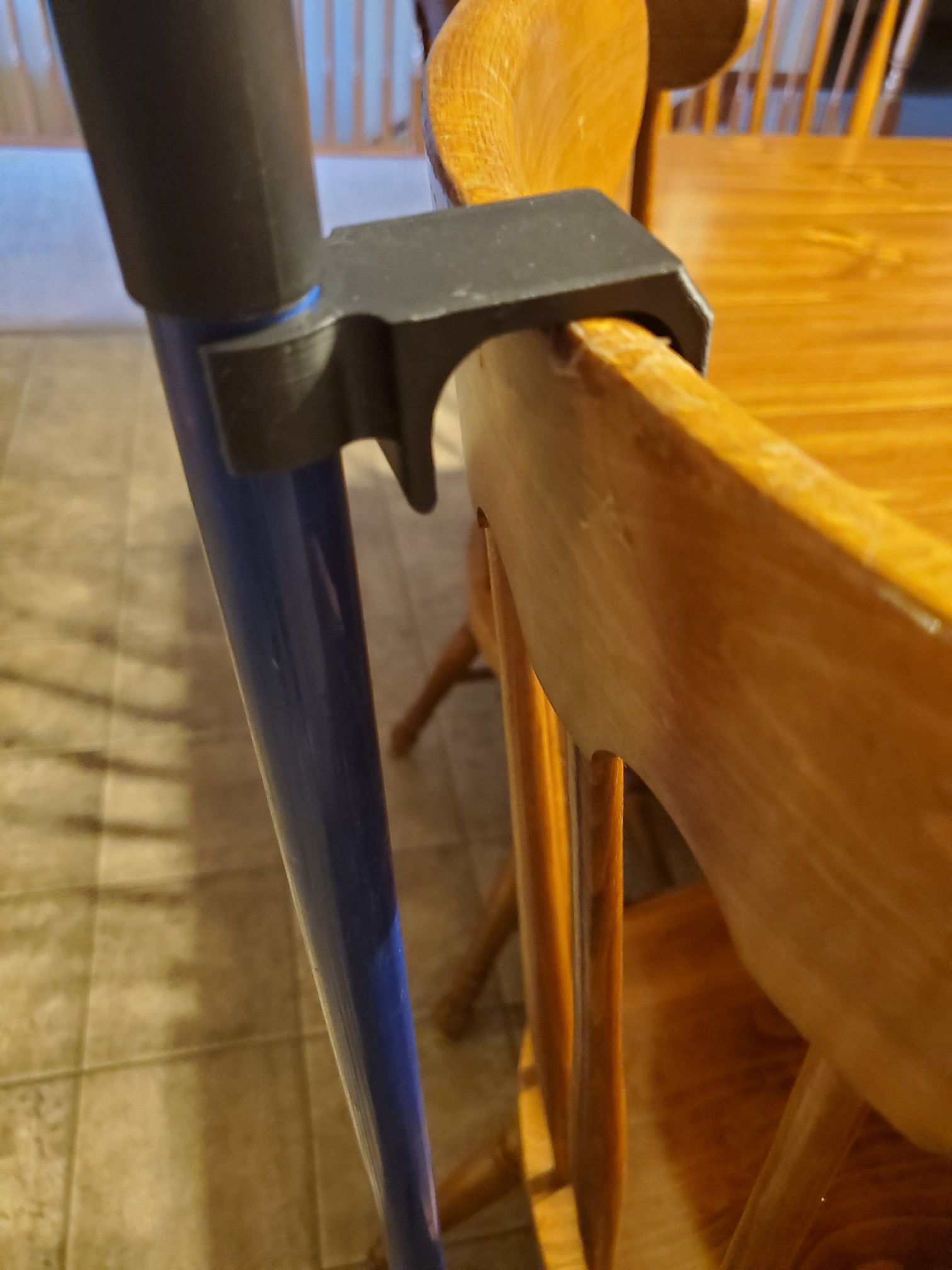 Miniatura 4 do modelo 3D Cane hook Chair / Table