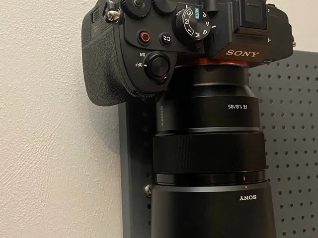Peak Design Capture camera peg board mount
