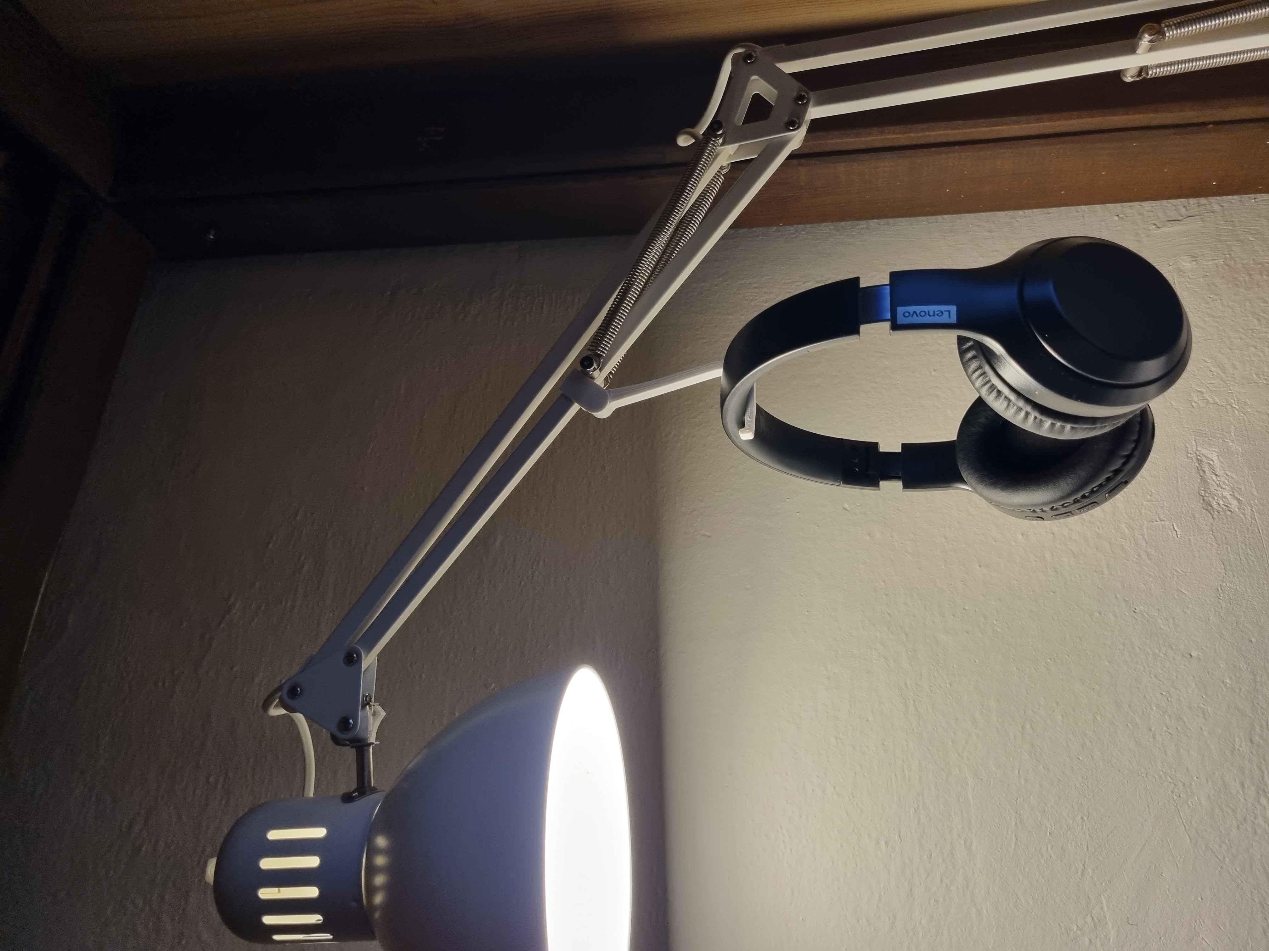 Ikea TERTIAL lamp - Headphones holder
