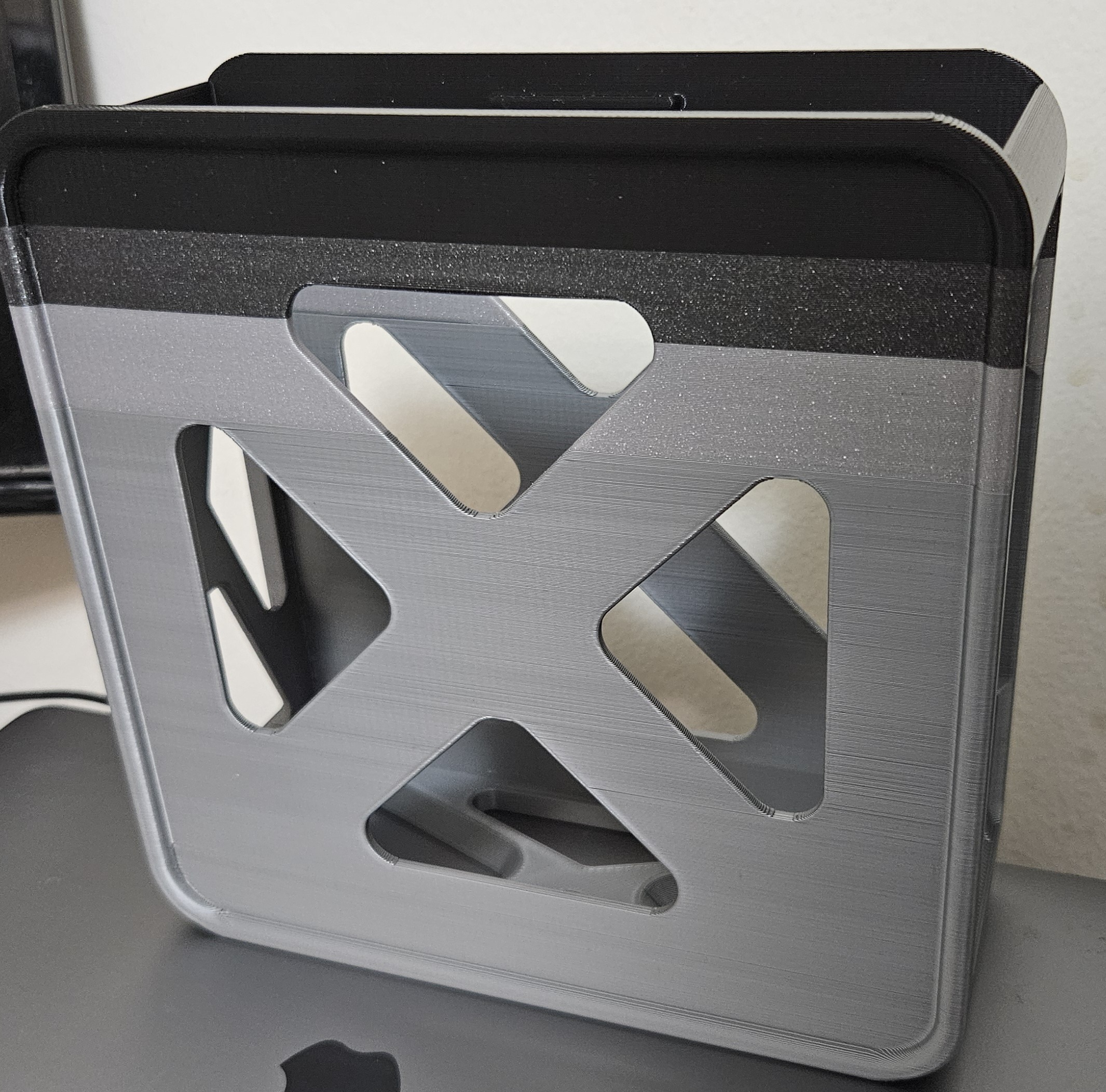 Remix - Stackable & Wall Mountable box with drawer - lower plastic use