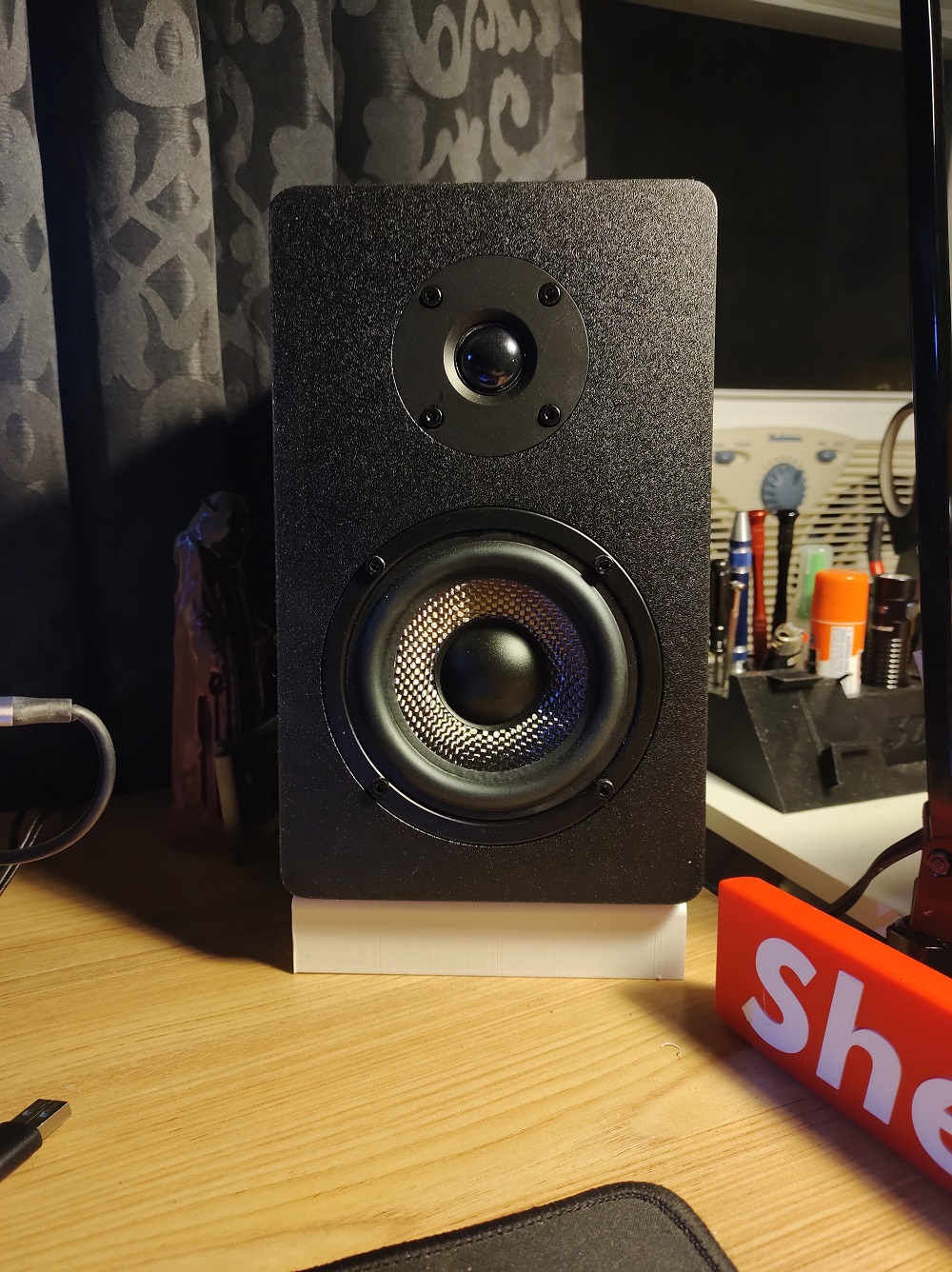 Bookshelf Speaker Stand