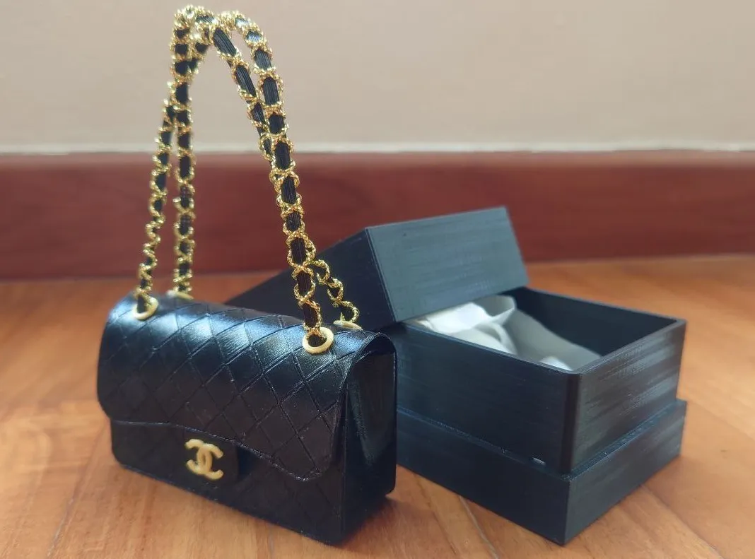 Timeless/Classic Chanel Handbag by jor2468 Download free STL