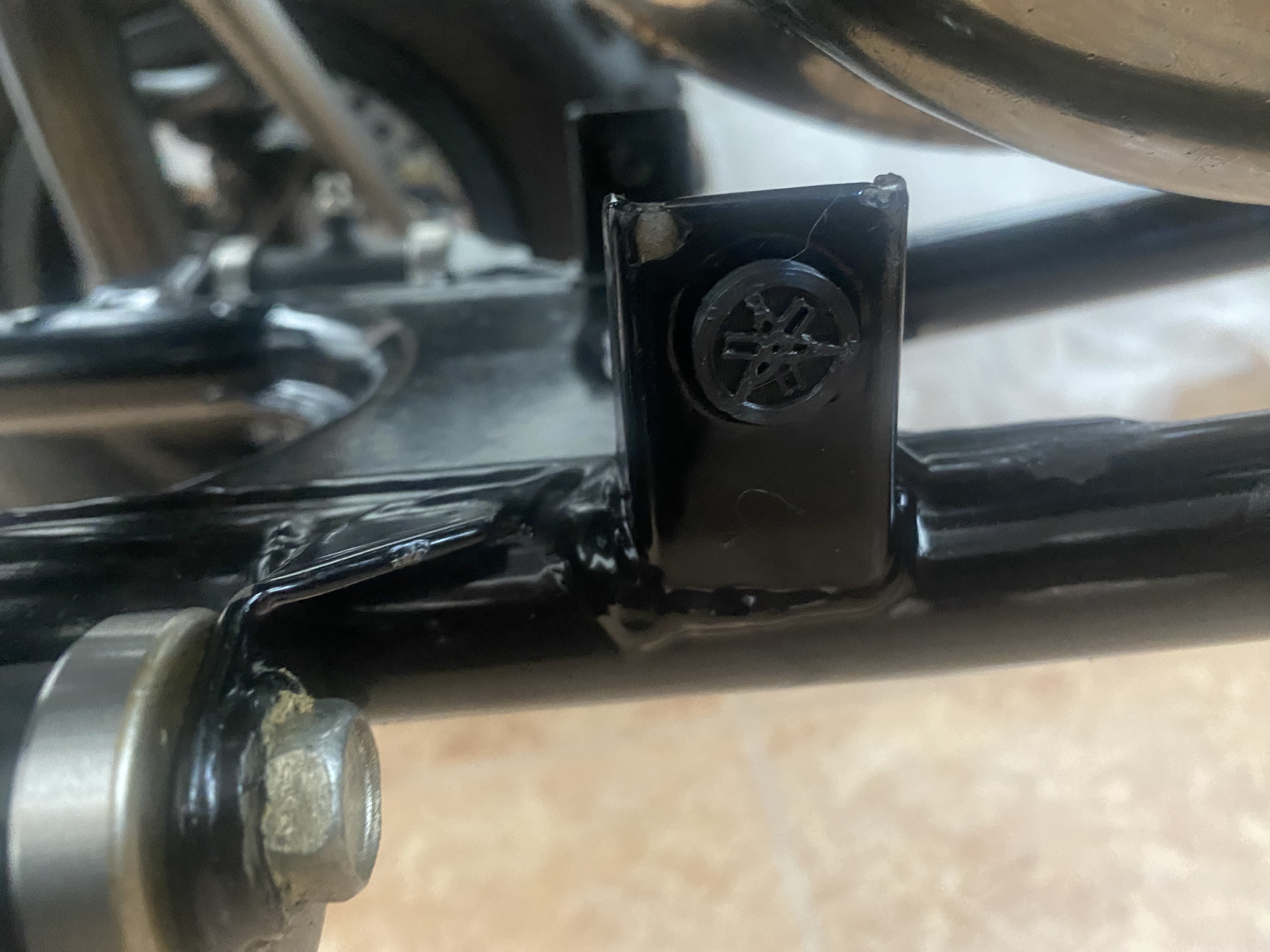 Banshee frame plugs