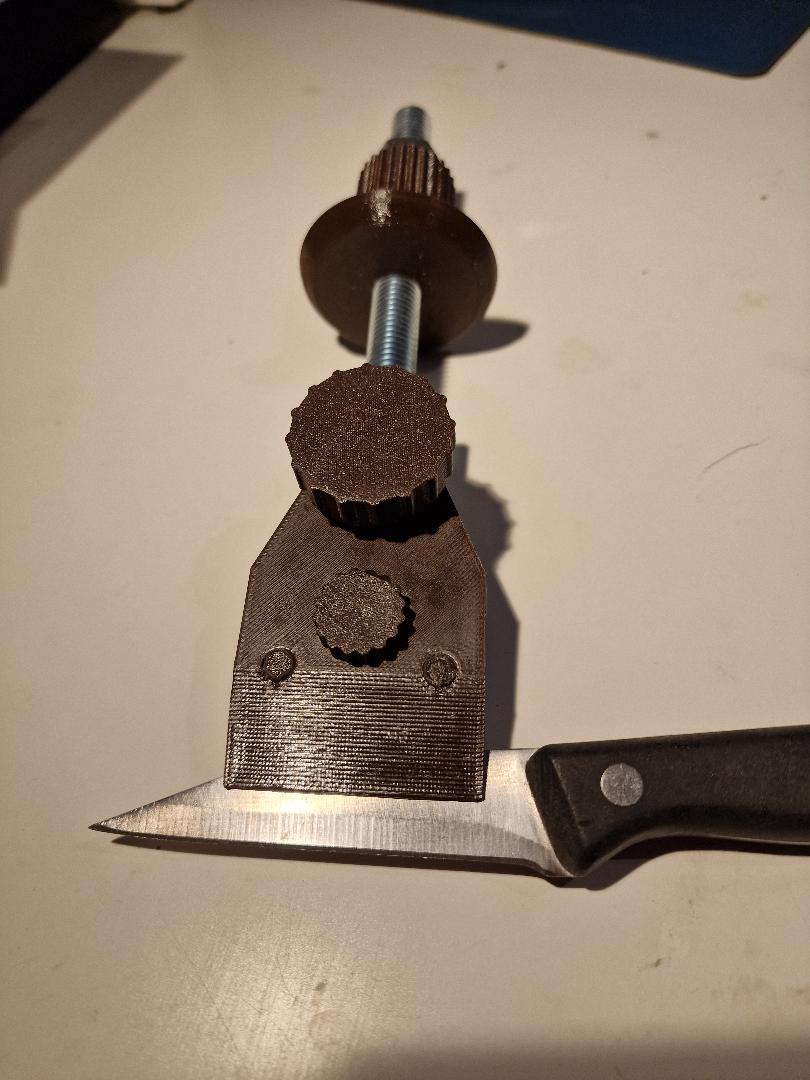 Tormek JIG for sharpening knives on Tormek or other water cooled