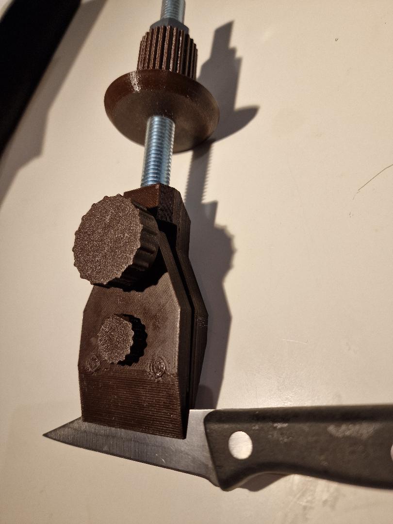 Tormek JIG for sharpening knives on Tormek or other water cooled