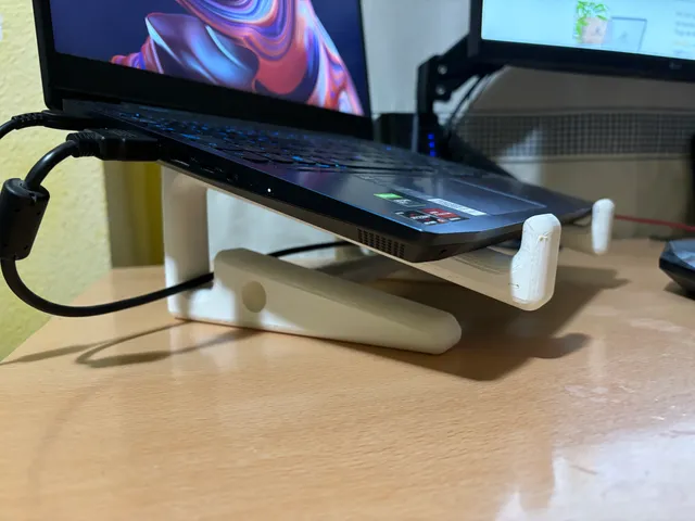 Laptop support/soporte portatil