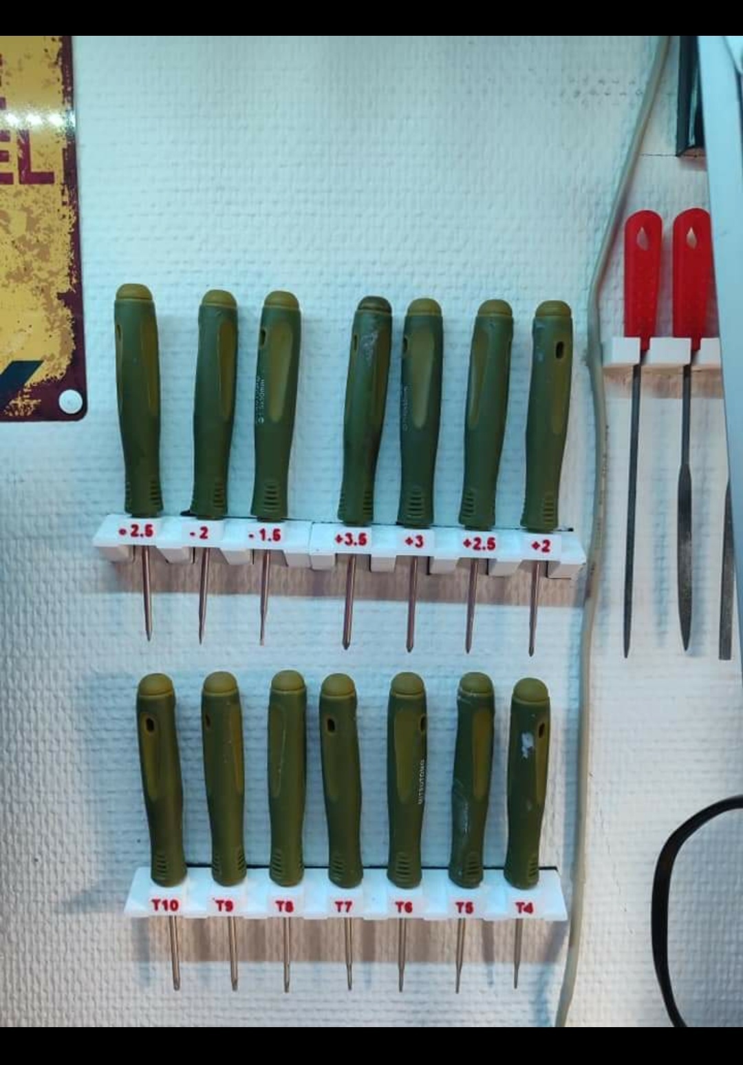 Screwdriver Wall Mount by Quizcen | Download free STL model ...