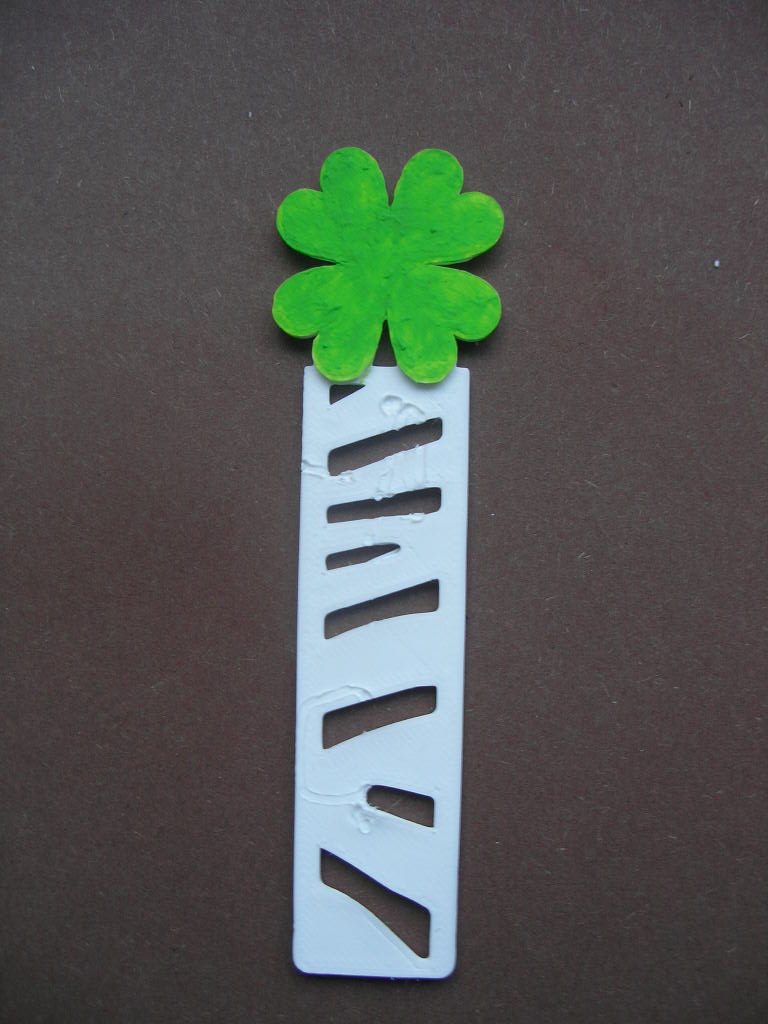 Záložky do knihy se zvířecími motivy - čtyřlístek (Bookmarks to a book with animal motifs - four-leaf clover)
