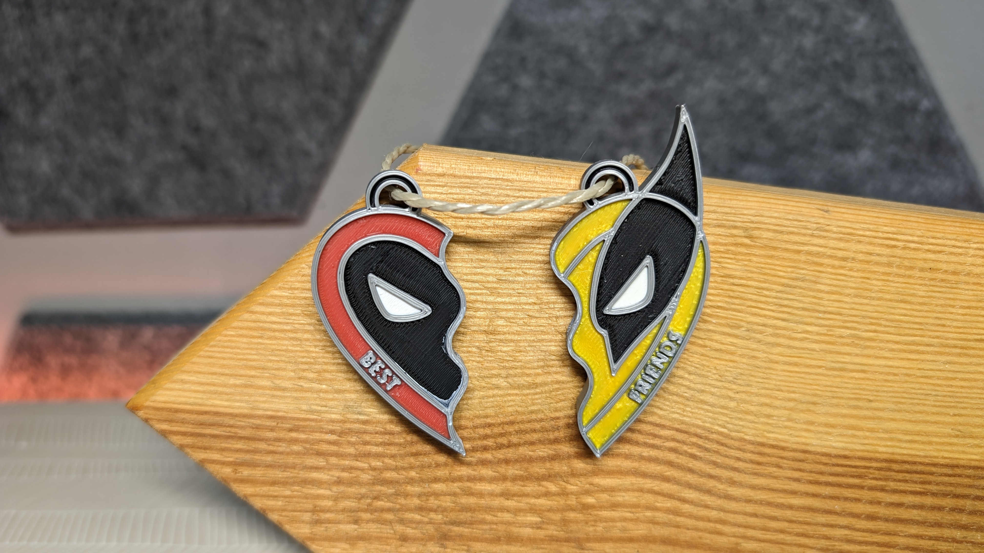 Deadpool x Wolverine Best Friends Friendship Necklace