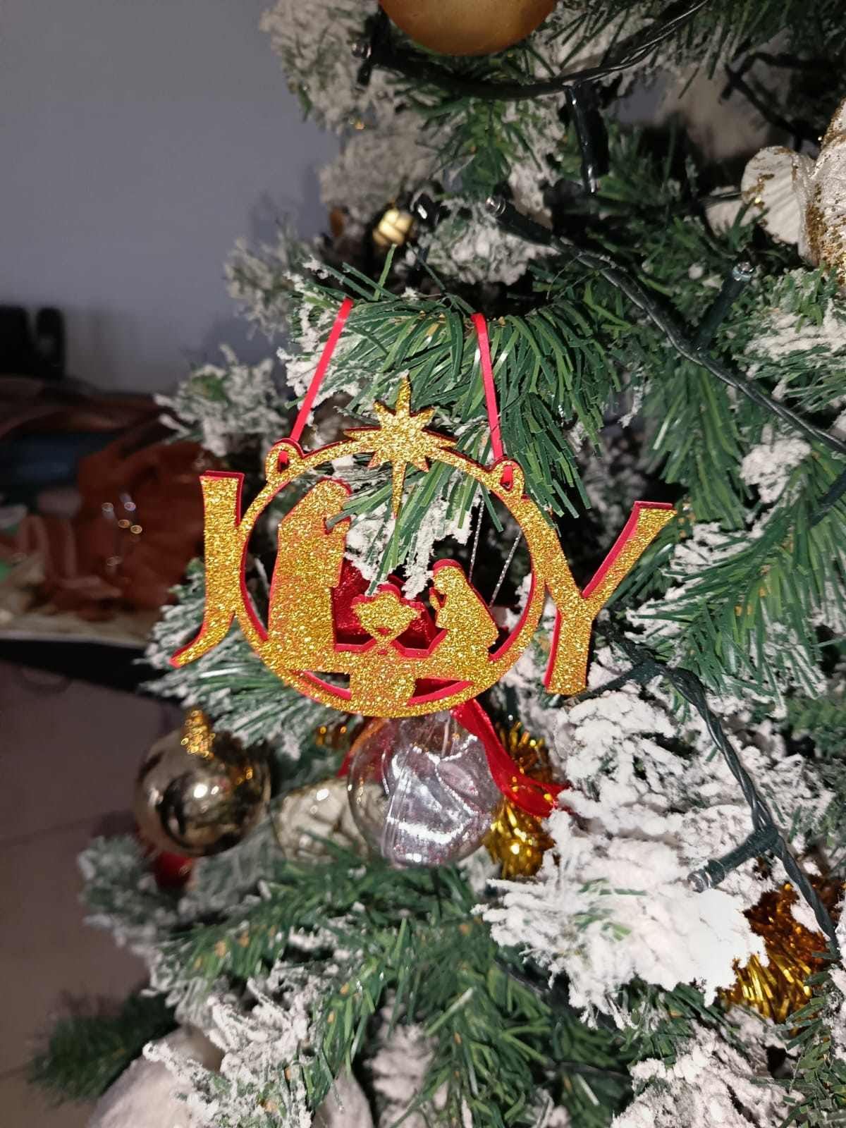 hook suitable for Joy nativty xmas ornament