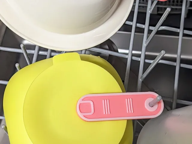 Dish Digit: the dishwasher hold-down finger