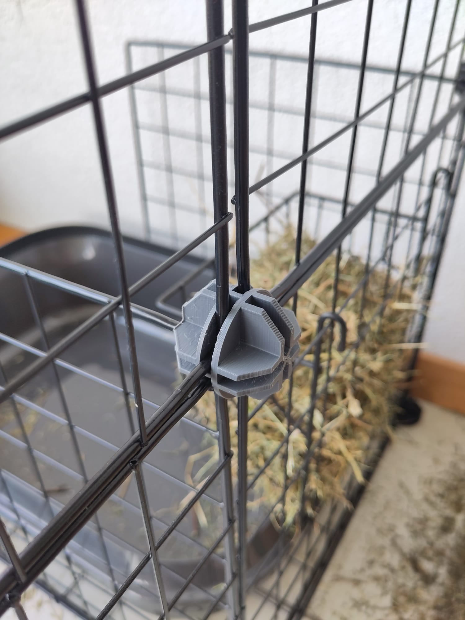 Customizable Connectors for Modular Rabbit Enclosures and Shelving Systems
