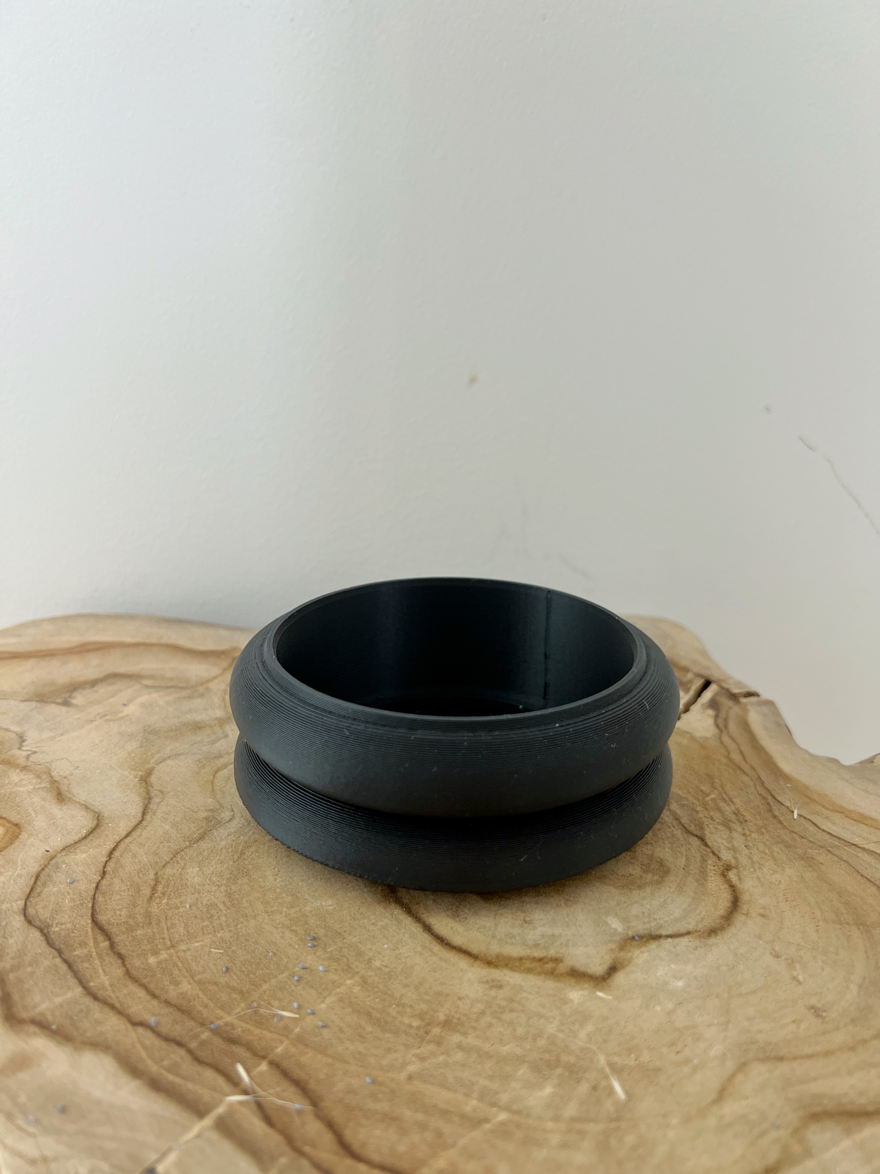 stackable tray curved round