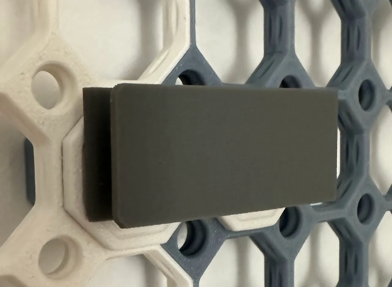 Leatherman belt Multiboard hanger by Long Eddy | Download free STL ...