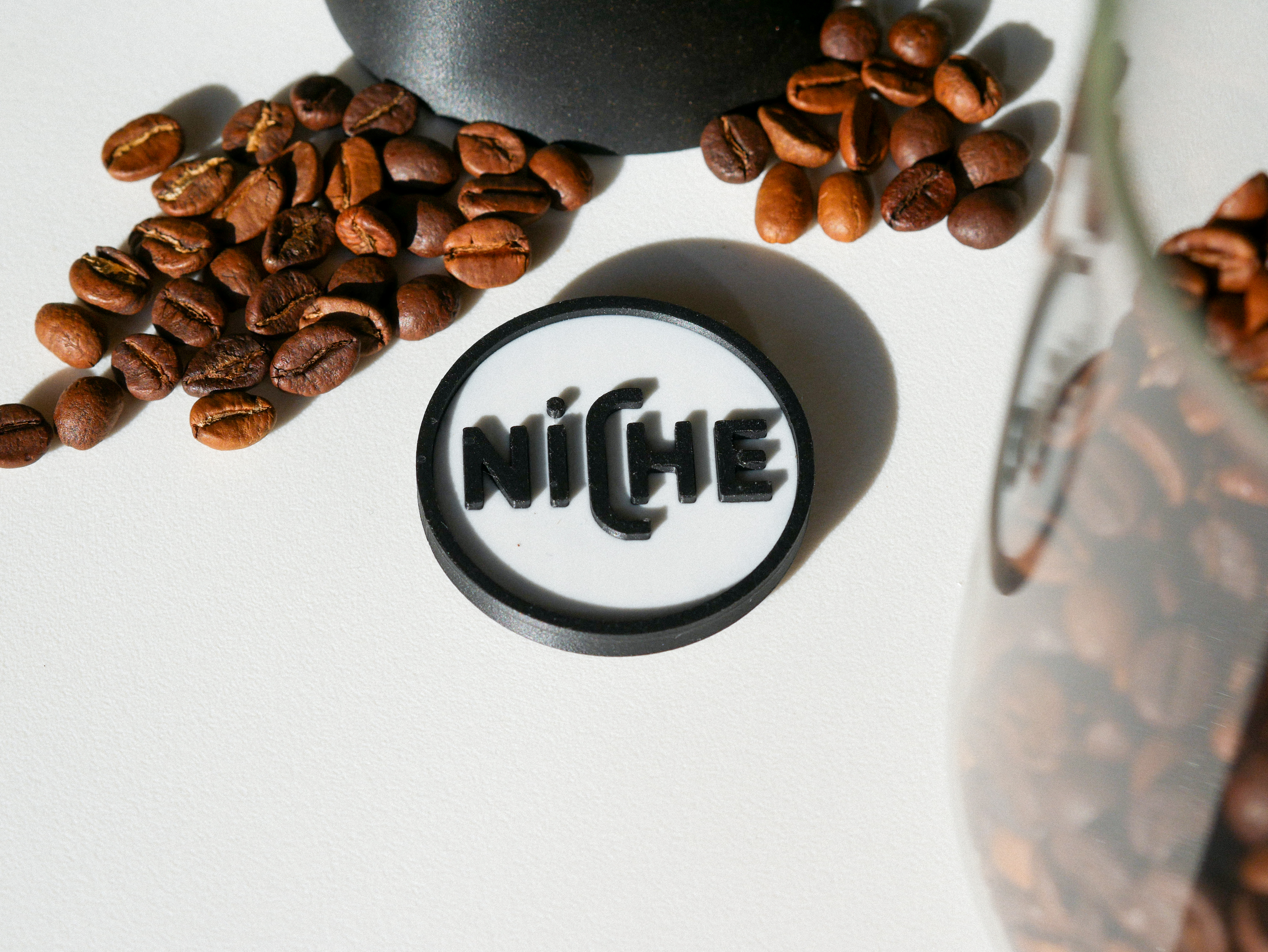 [finecoar] Niche Fridge Magnet, Trinket, Badge