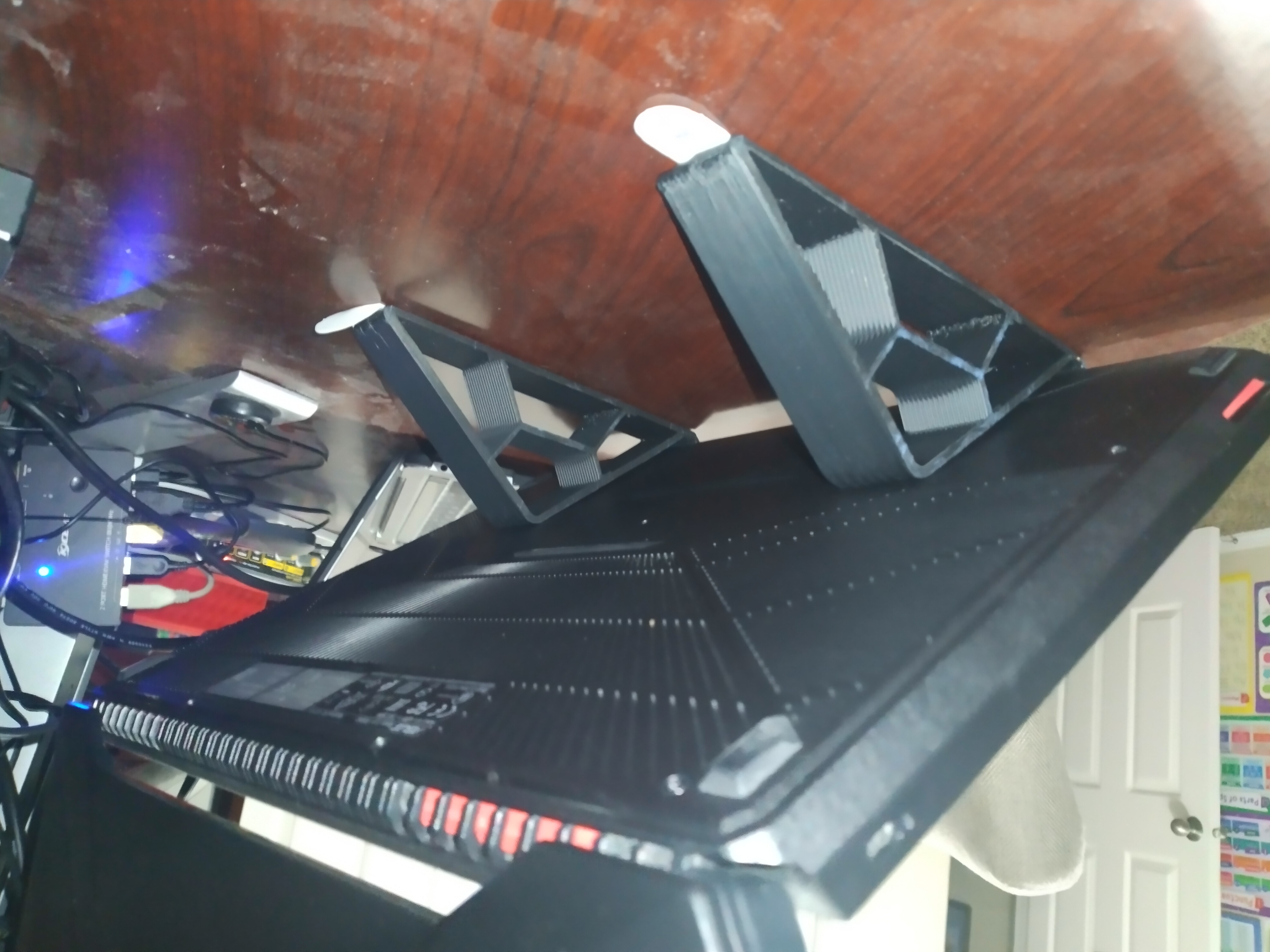 Tufbook Stand