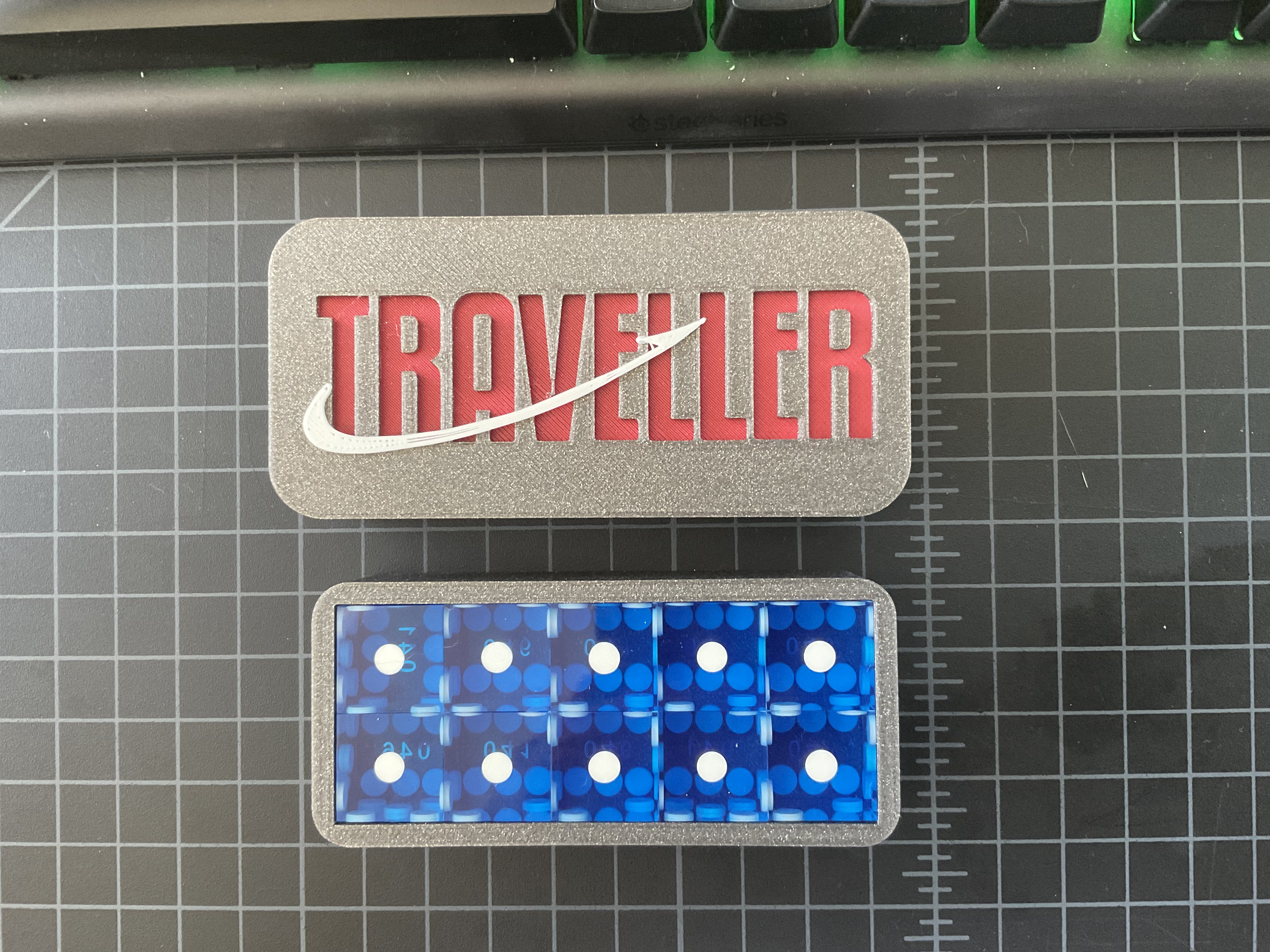 Traveller Dice Box