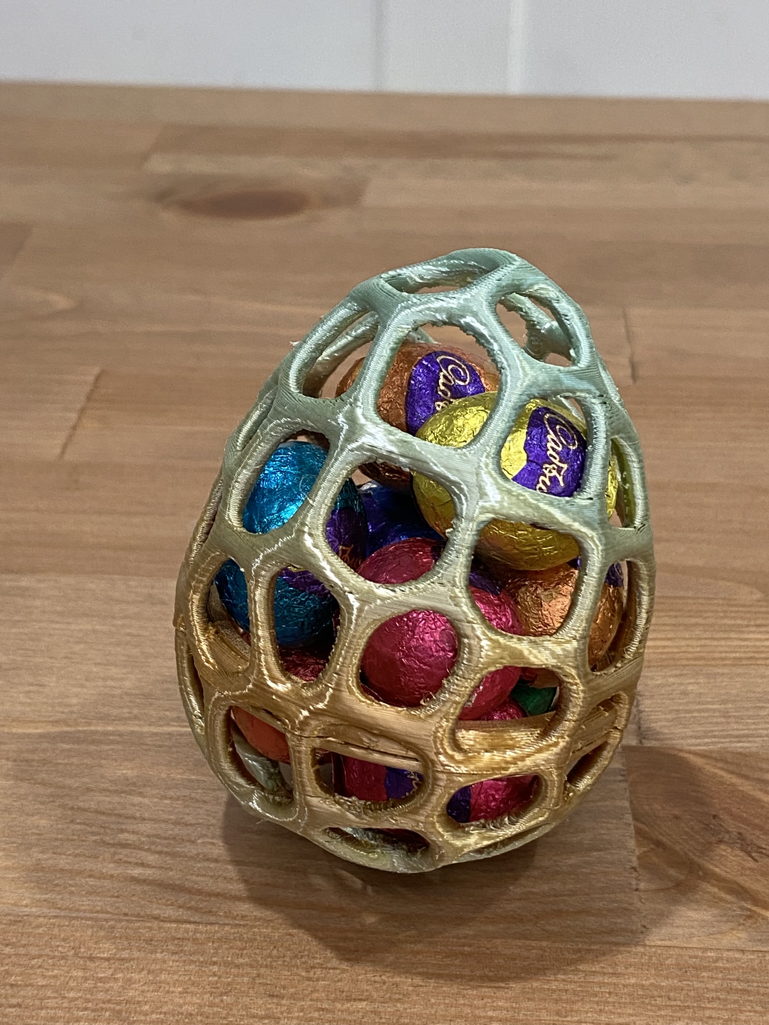 Miniatura 5 do modelo 3D Voronoi Cage Easter Egg Container