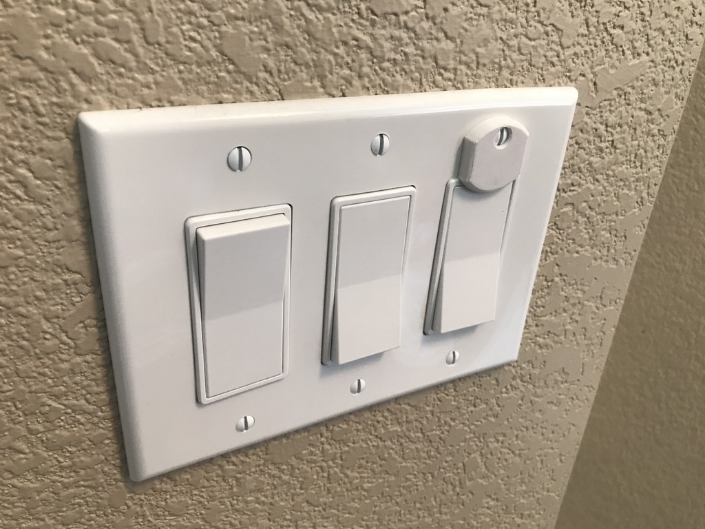 Miniatura 3 do modelo 3D Light Switch Lock
