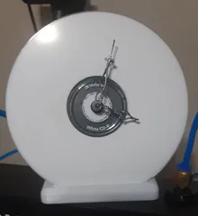 CD / DVD clock