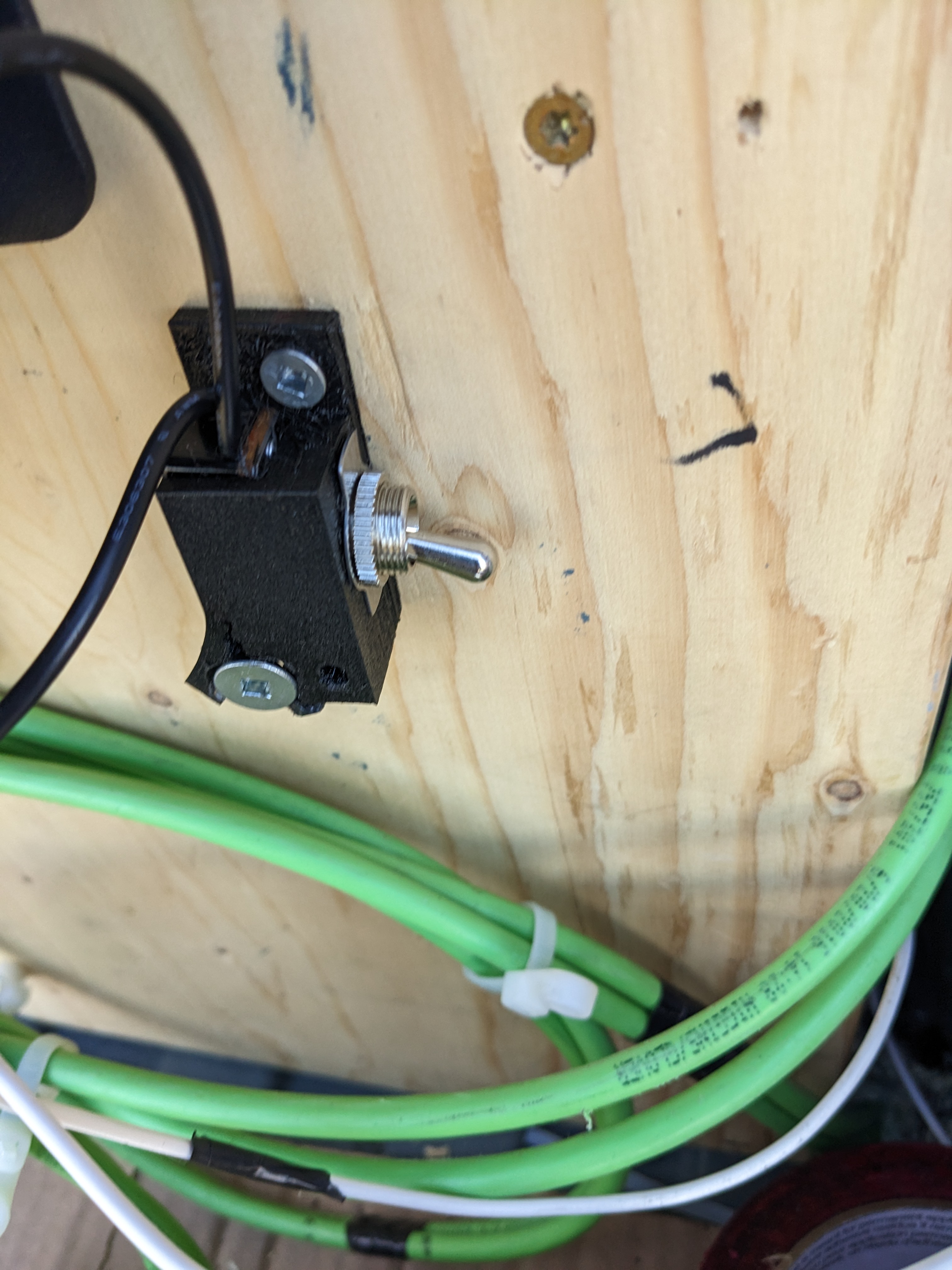 12v toggle mount — thumbnail 2