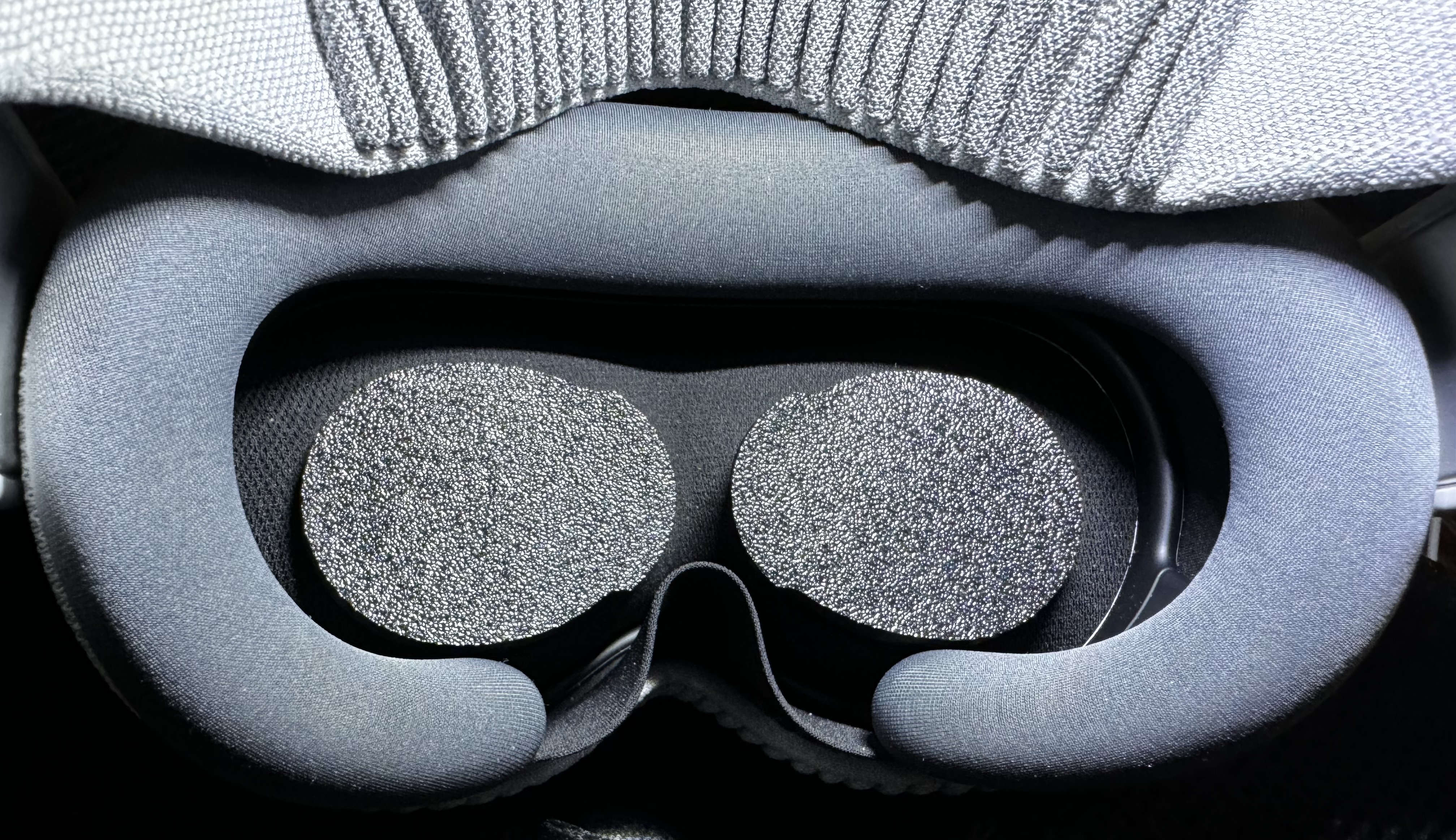Apple Vision Pro Zeiss Lens Cover