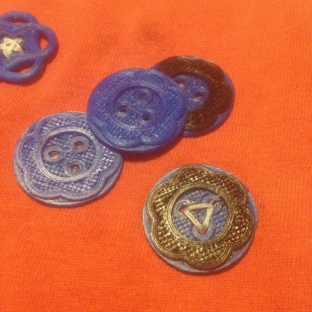 Miniatura 5 do modelo 3D Buttons with a flower pattern