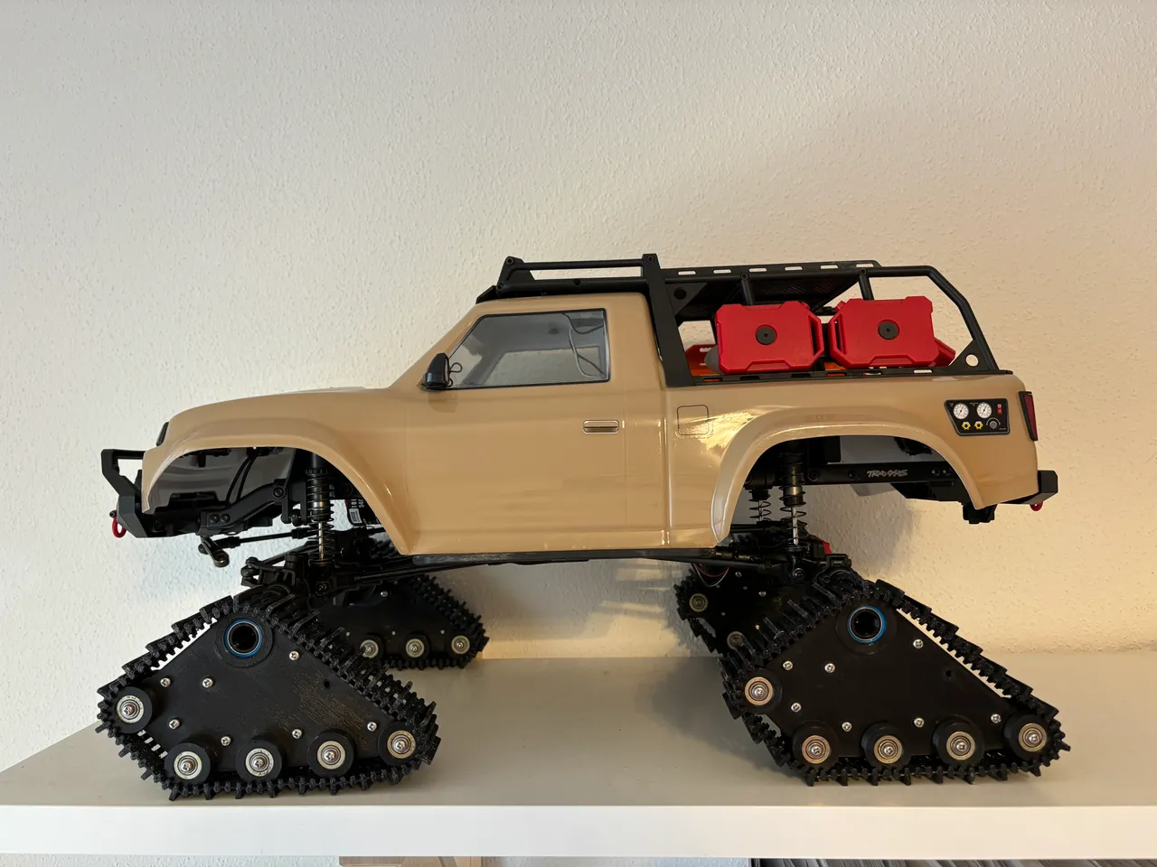 Traxxas TRX4 Chain Drive, Track Drive, All-Terrain Traxx by  Mr.(Pr)interesting | Download free STL model | Printables.com