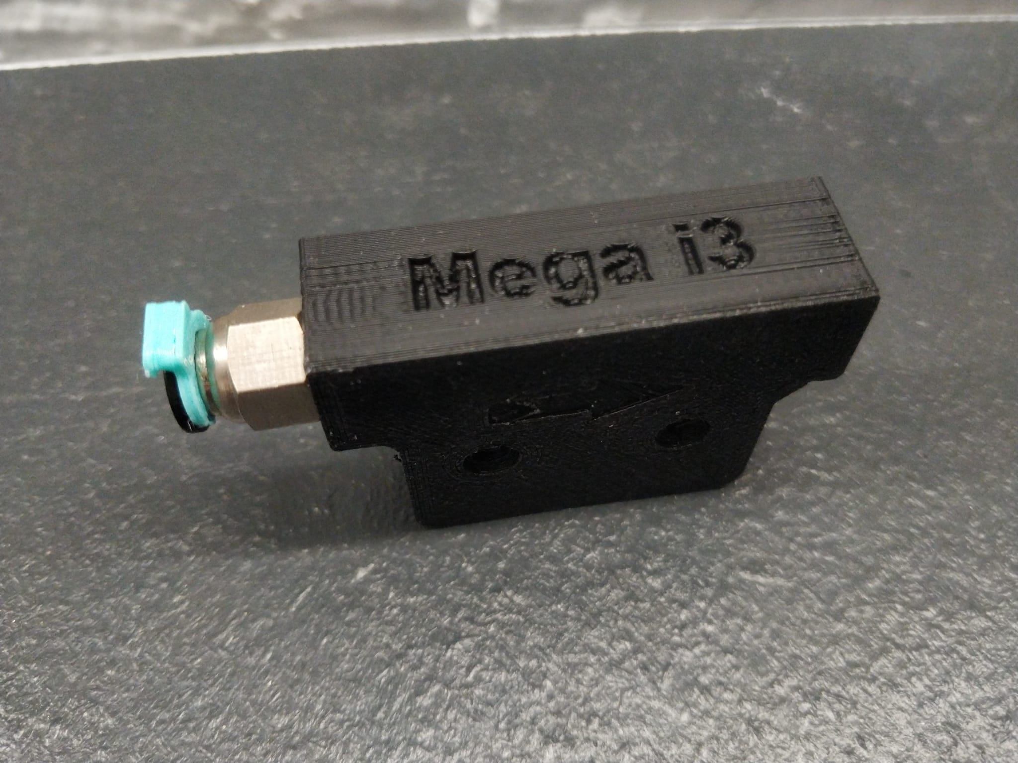 Anycubic i3 Mega S Filament Sensor Mount by Noci96 | Download free STL