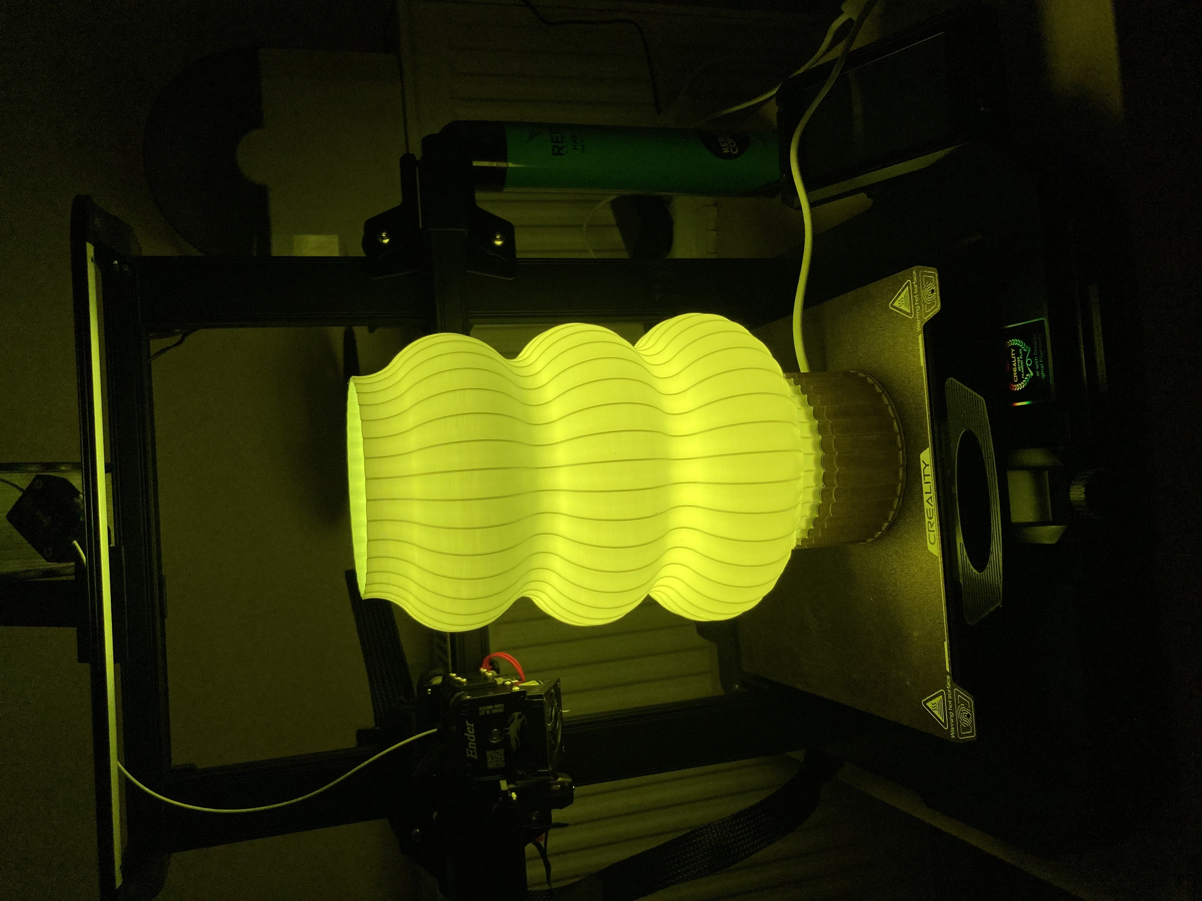 Miniatura 3 do modelo 3D Lamp Shade #3, Table