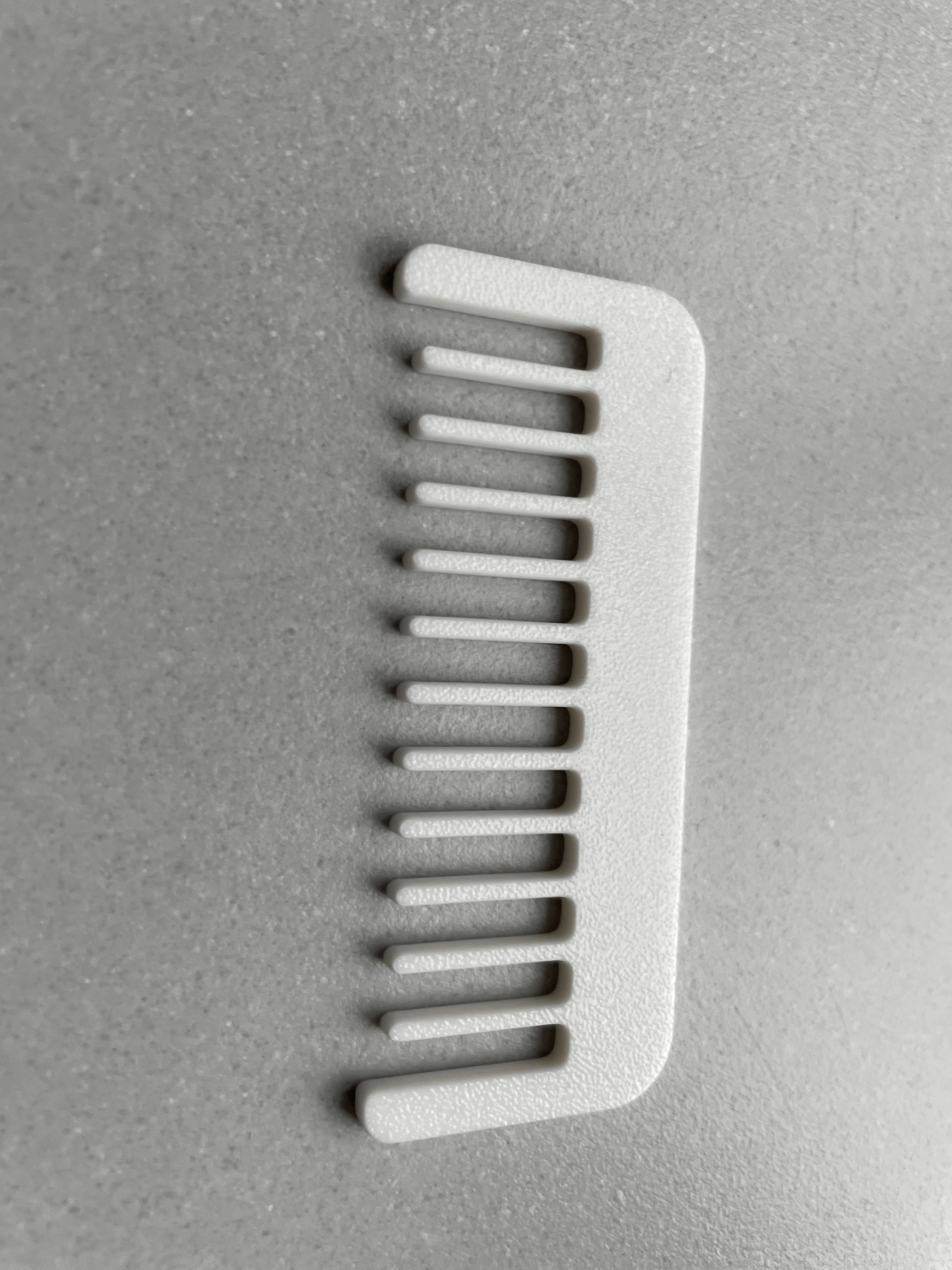 Pocket hair comb