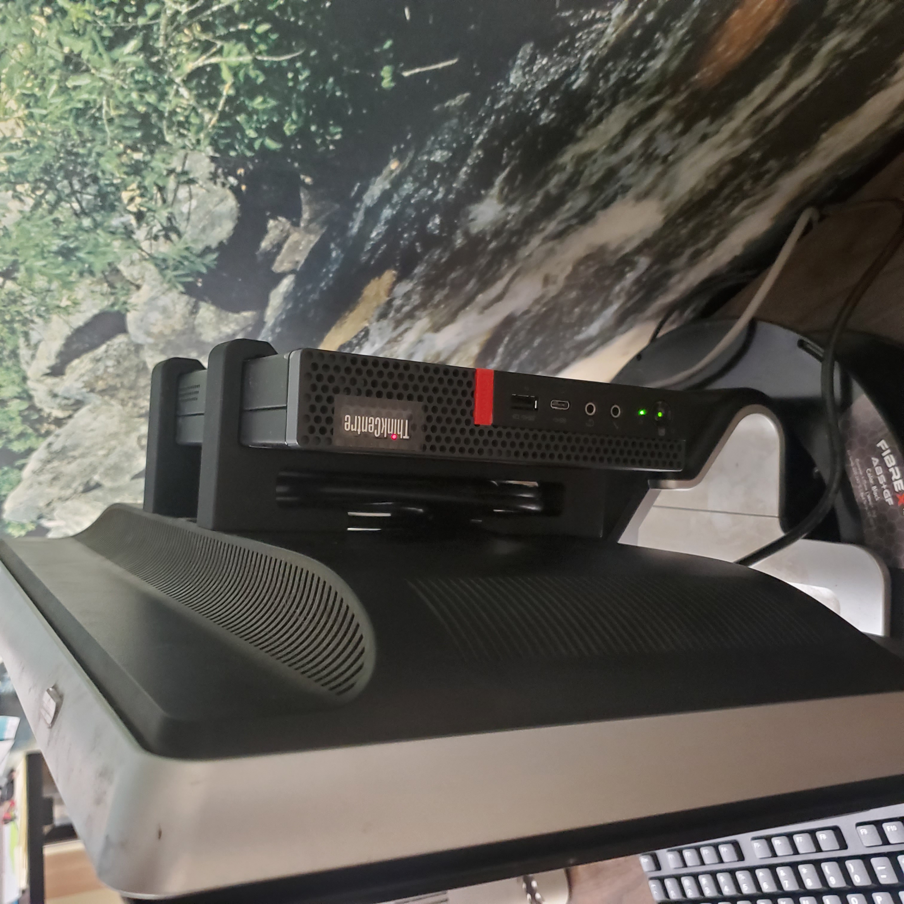 Lenovo ThinkCentre Tiny Monitor Mount