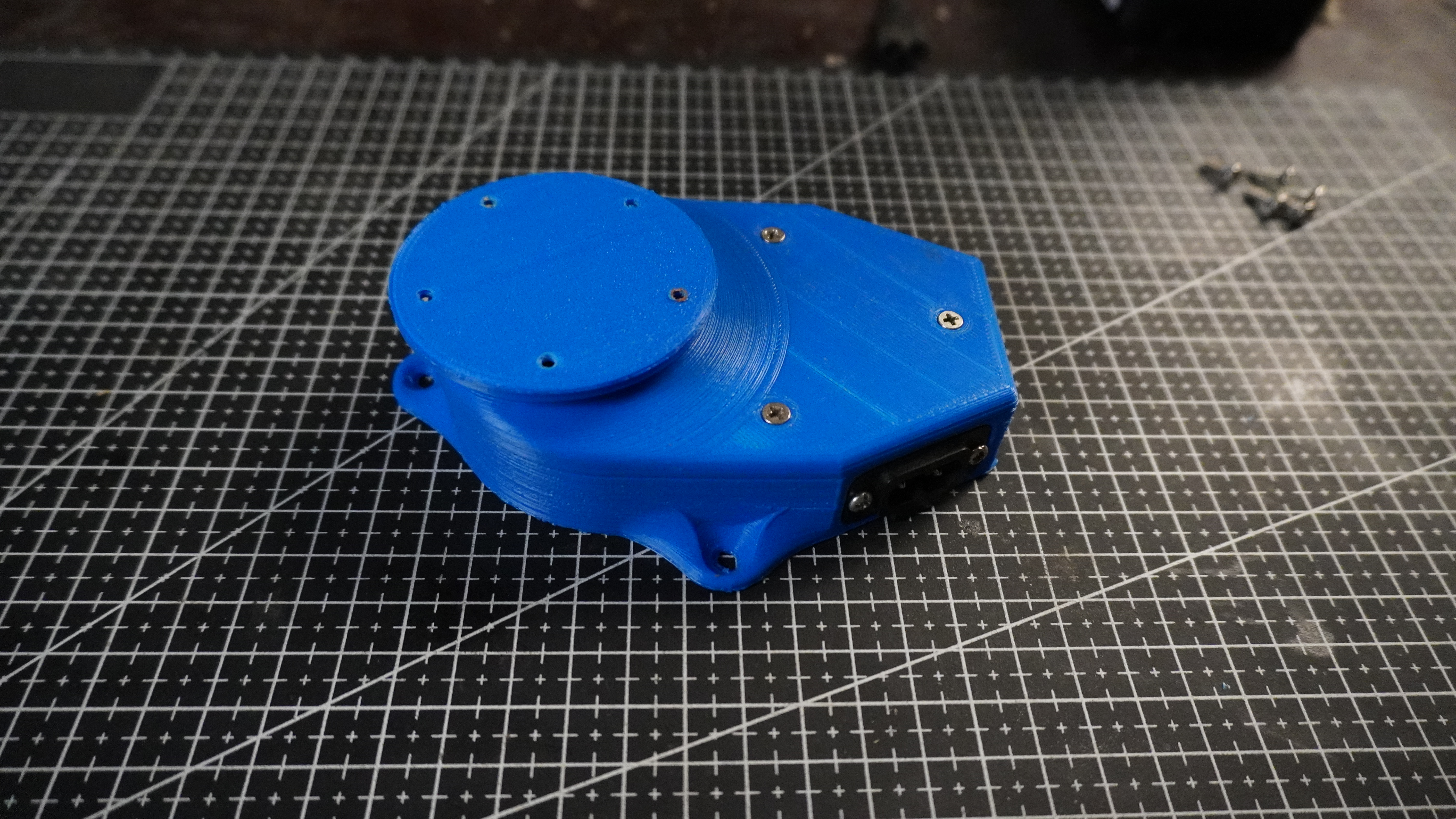 Miniatura 3 do modelo 3D rotating display table