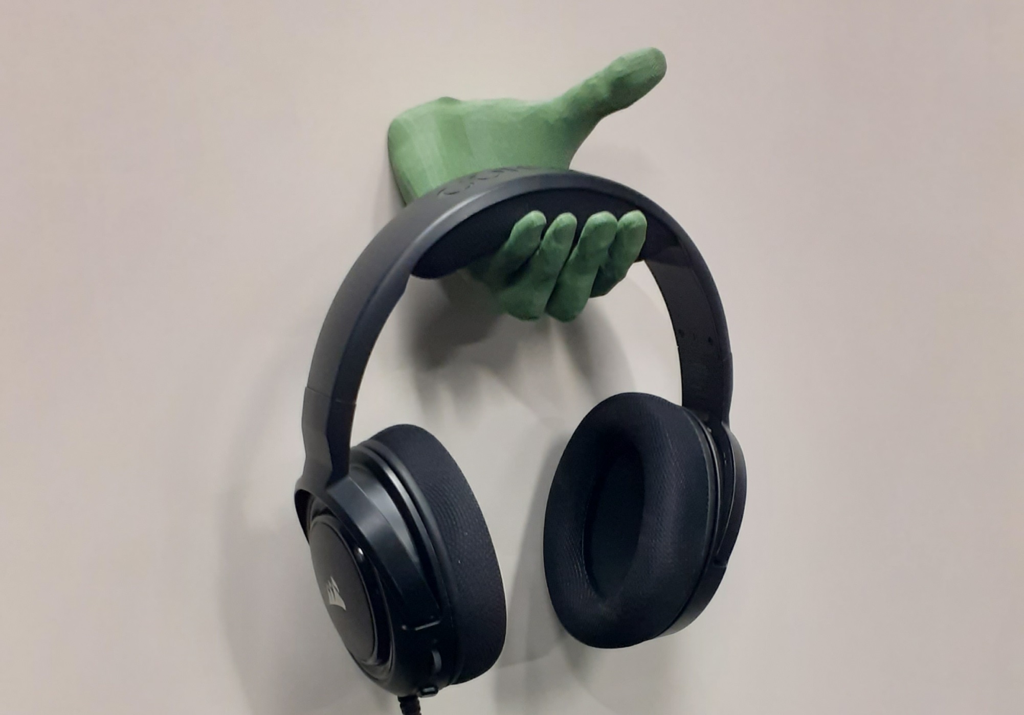 HAND STYLE HEADPHONE WALL-MOUNT HOLDER - NO SUPPORT REQUIRED