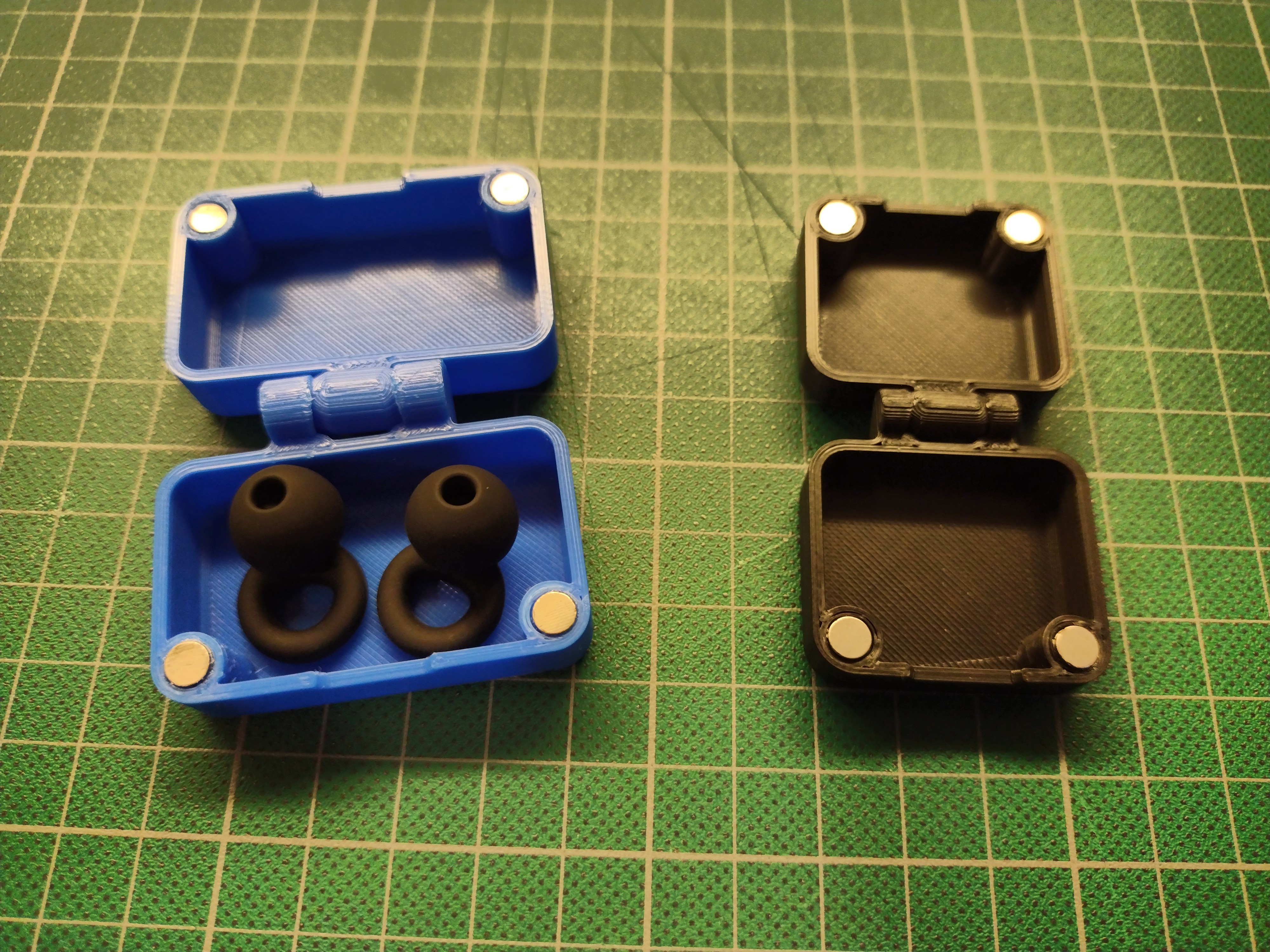Ear Plug Case (Loops)