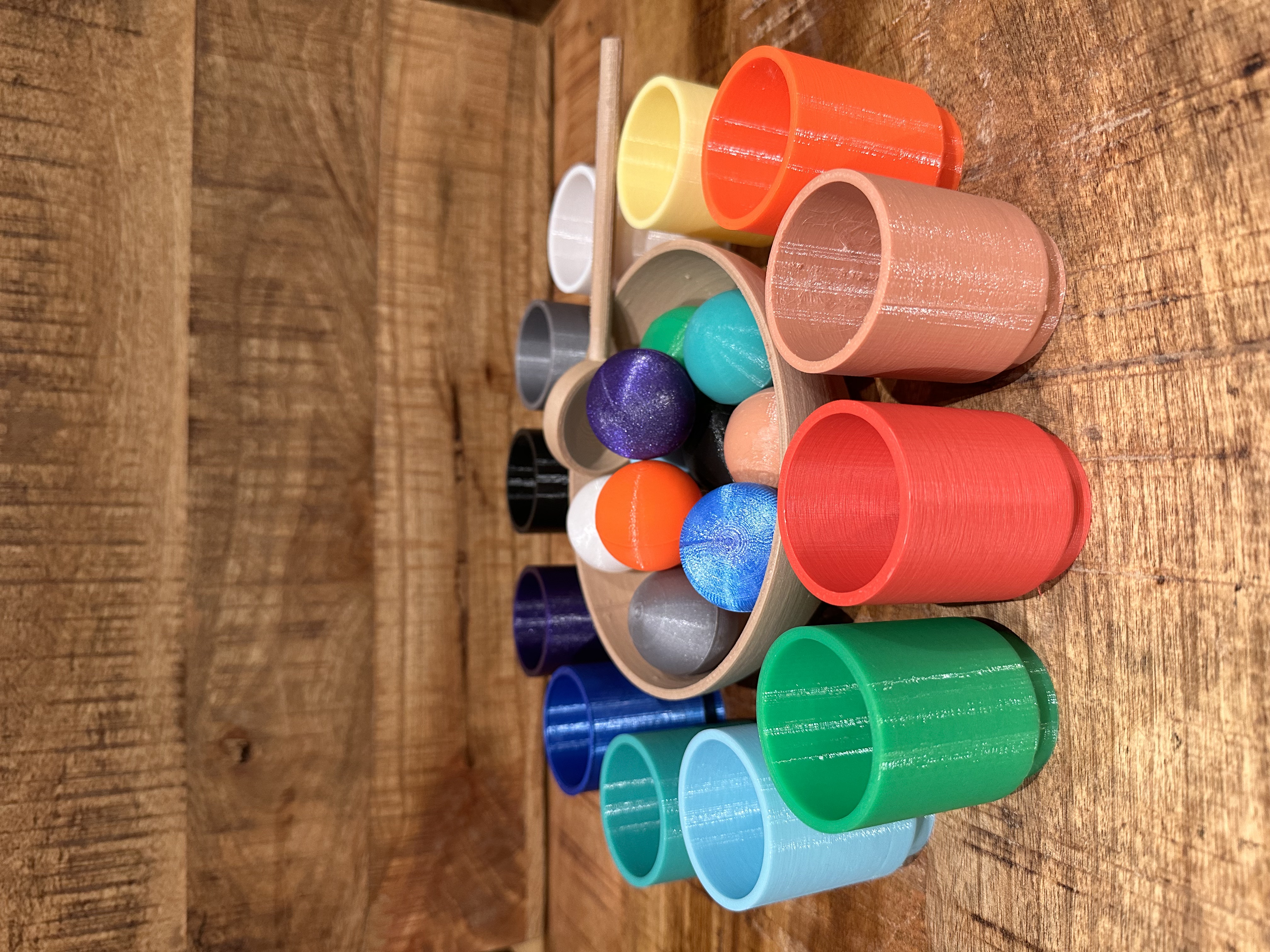 Farbspiel Montessori angelehnt