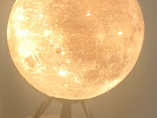 Designer Lithoplane Moon Lamp Hue remix