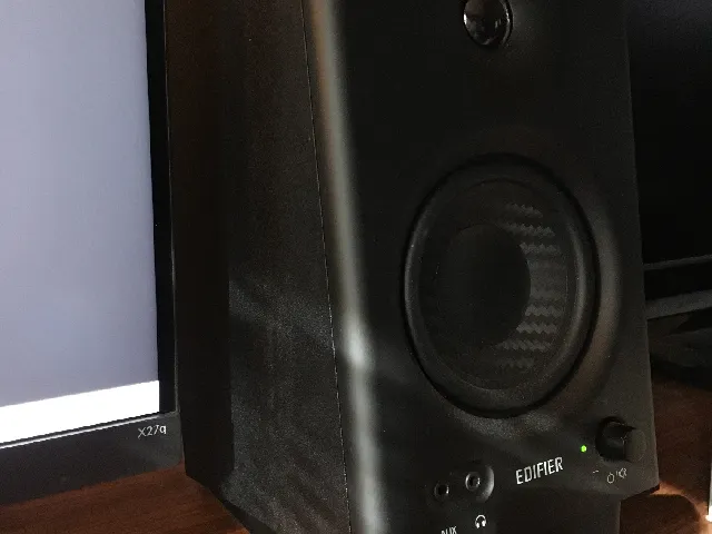 Angled Speaker Stand for Edifier MR4(and possibly other speakers)
