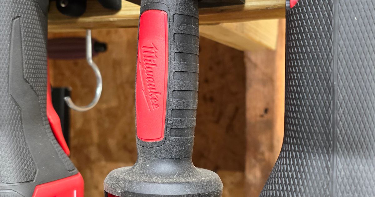 Angle Grinder Handle Bracket by Tyler Strub Download free STL model