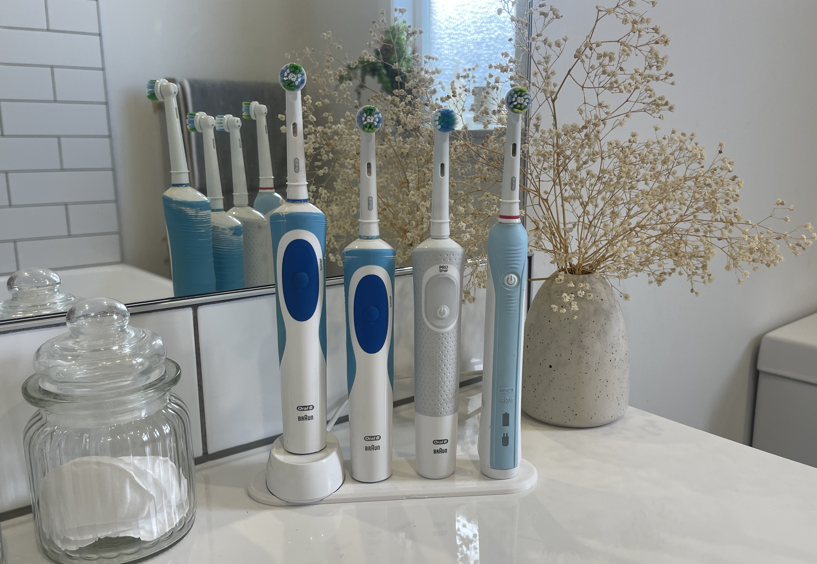 Oral B Electric Toothbrush Stand