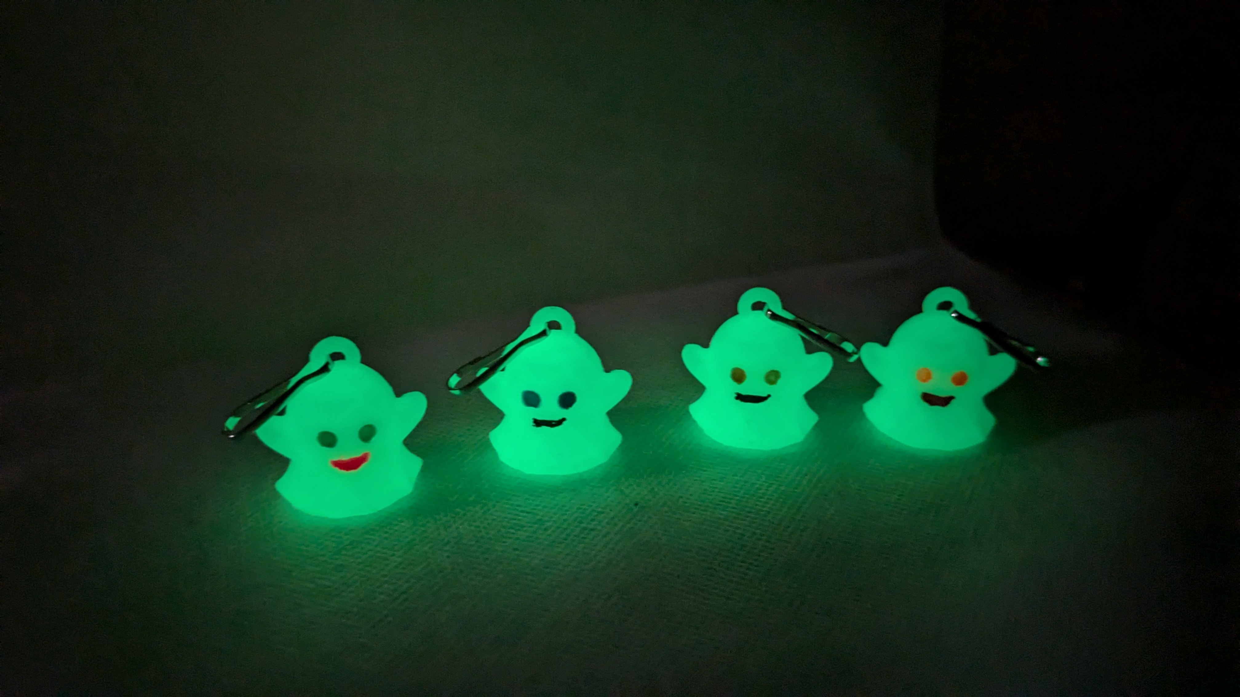 Happy Ghosty The Ghost with Keychain Loop