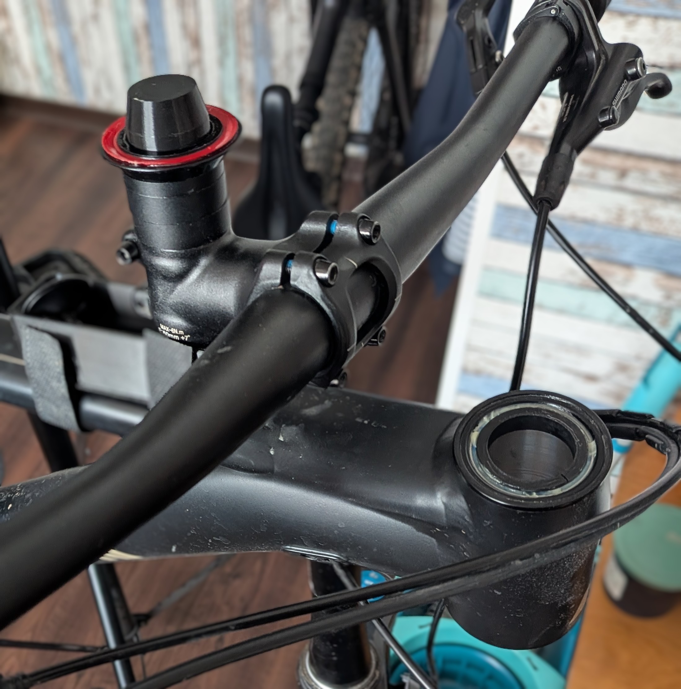 Handlebar maintenance holder