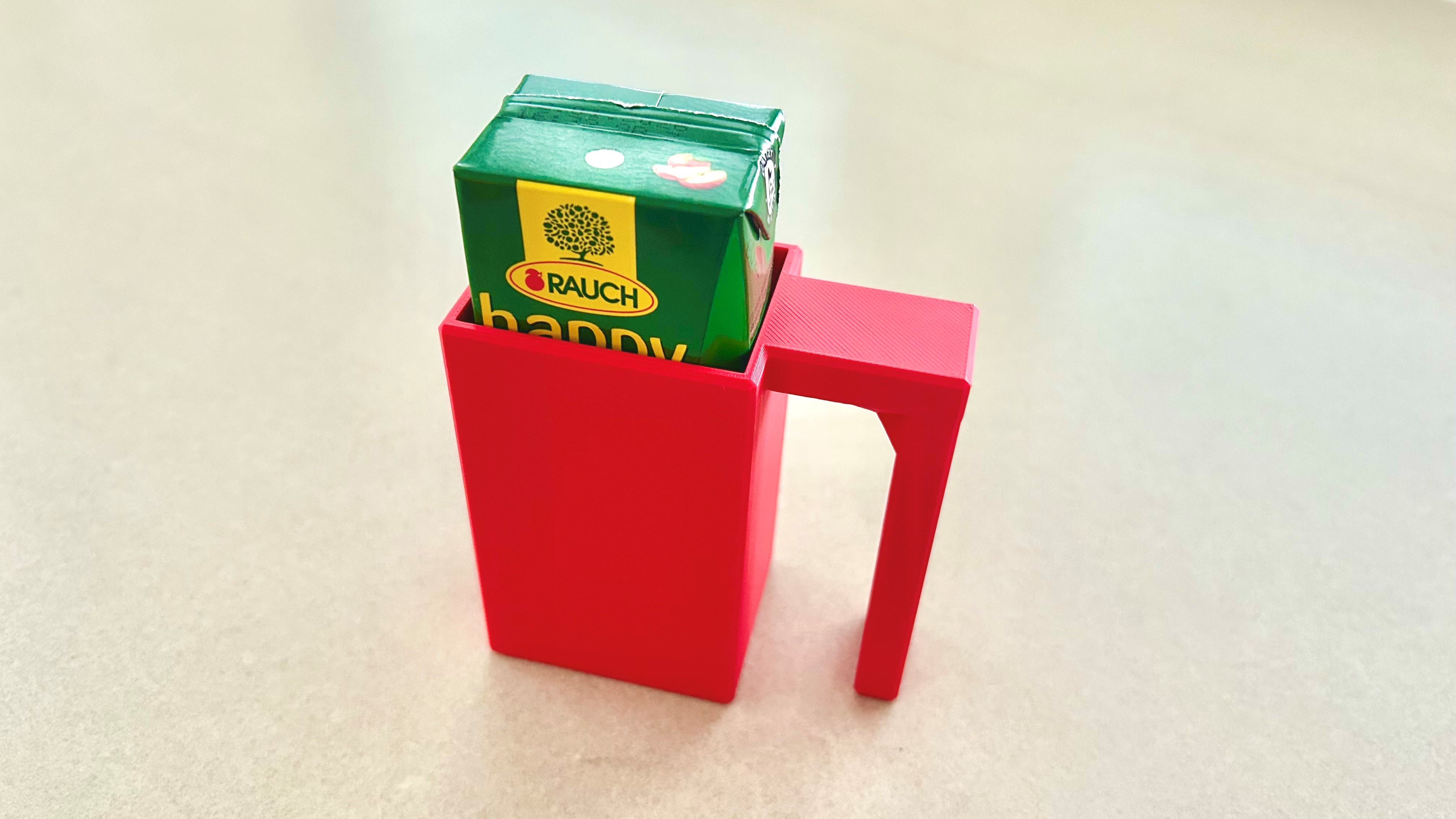 Trinkpäckchen-Halter für Kinder // Drink bag holder for children