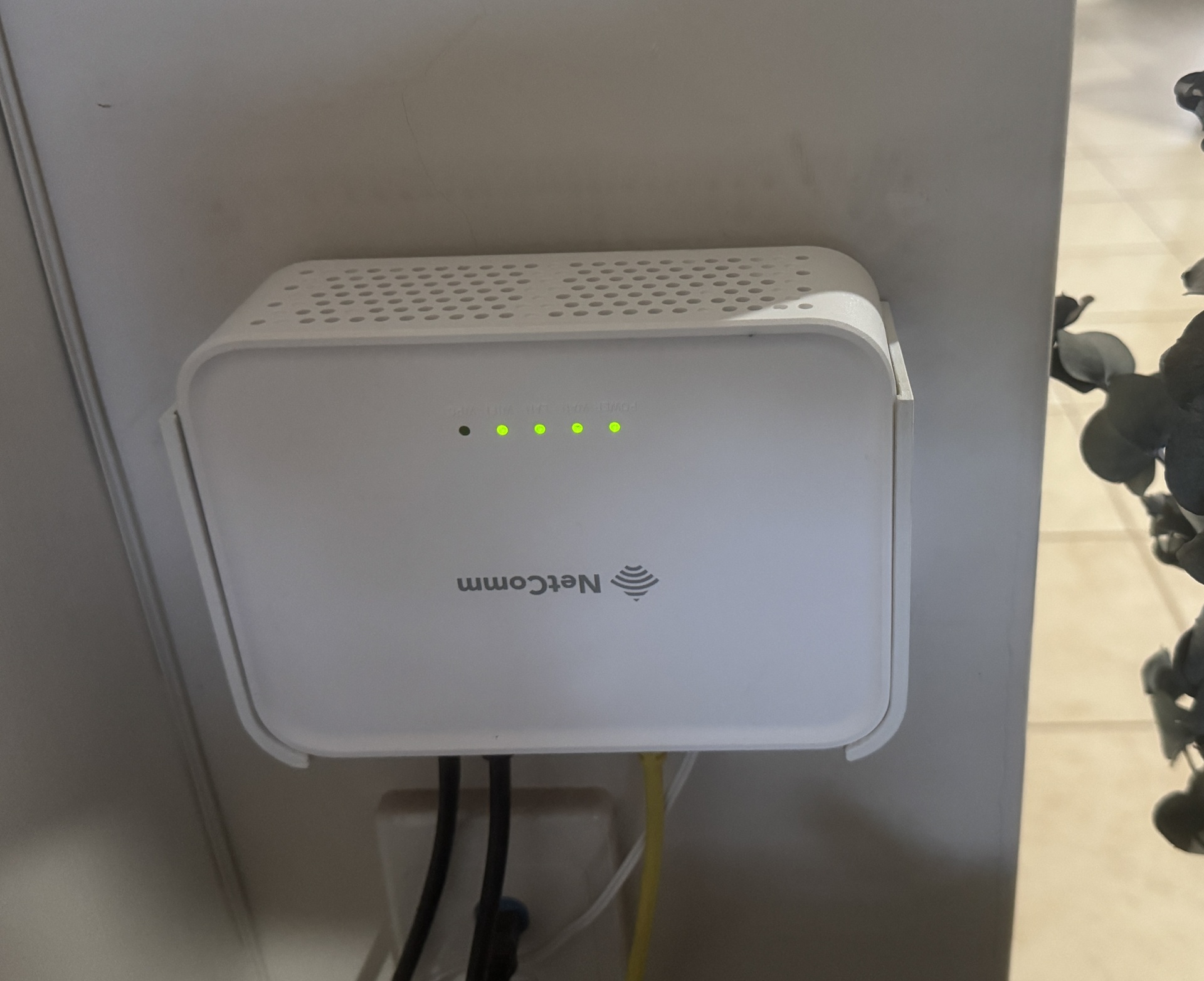 Netcomm Wifi 6 CloudMesh Gateway - Wall Mount
