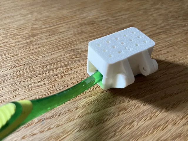 Toothbrush case